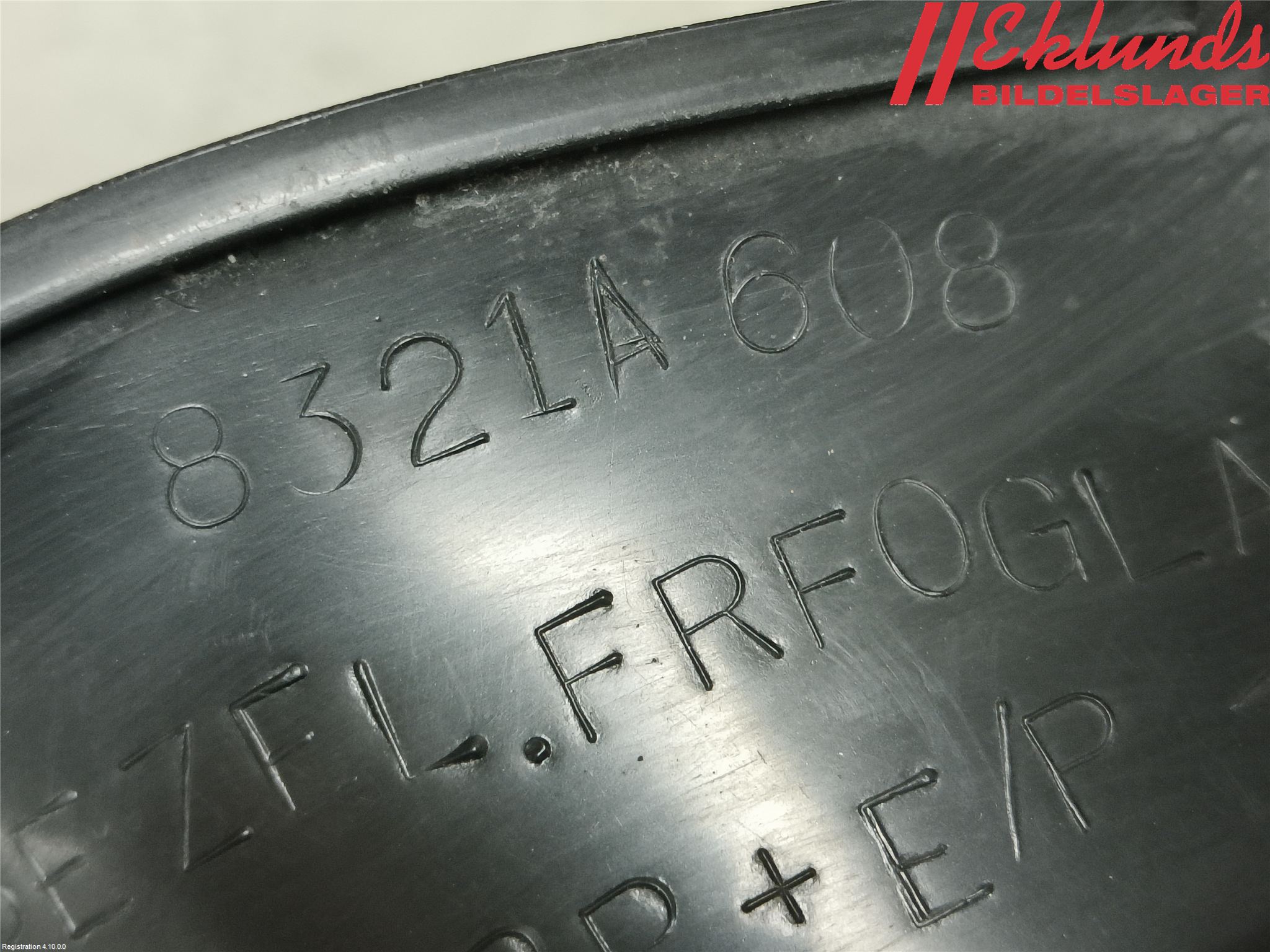 Mitsubishi ASX 10-22 Dimljussarg Fram