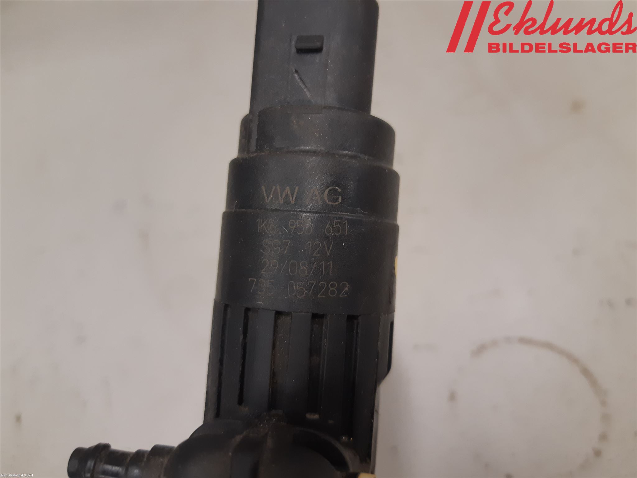 Volkswagen VW POLO 10-17 Spolarpump Vindruta
