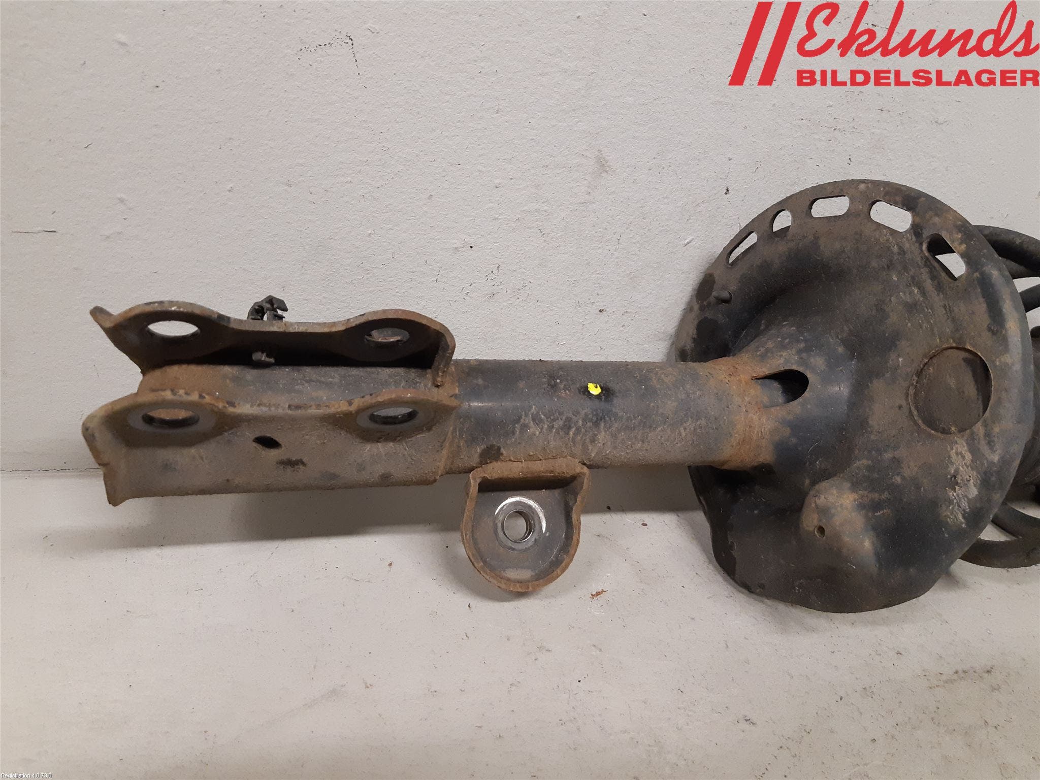 Toyota RAV4 13-18 Fjäderben Fram Höger