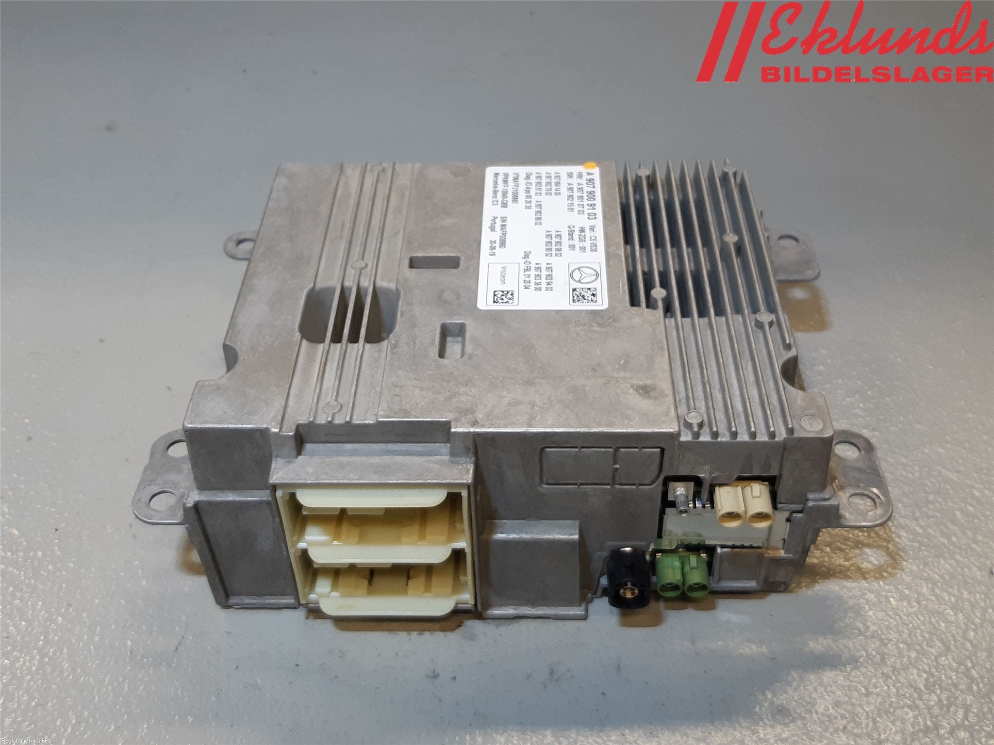 Mercedes-Benz MB SPRINTER (W907/W910) 19- Radio-Stereo Förstärkare