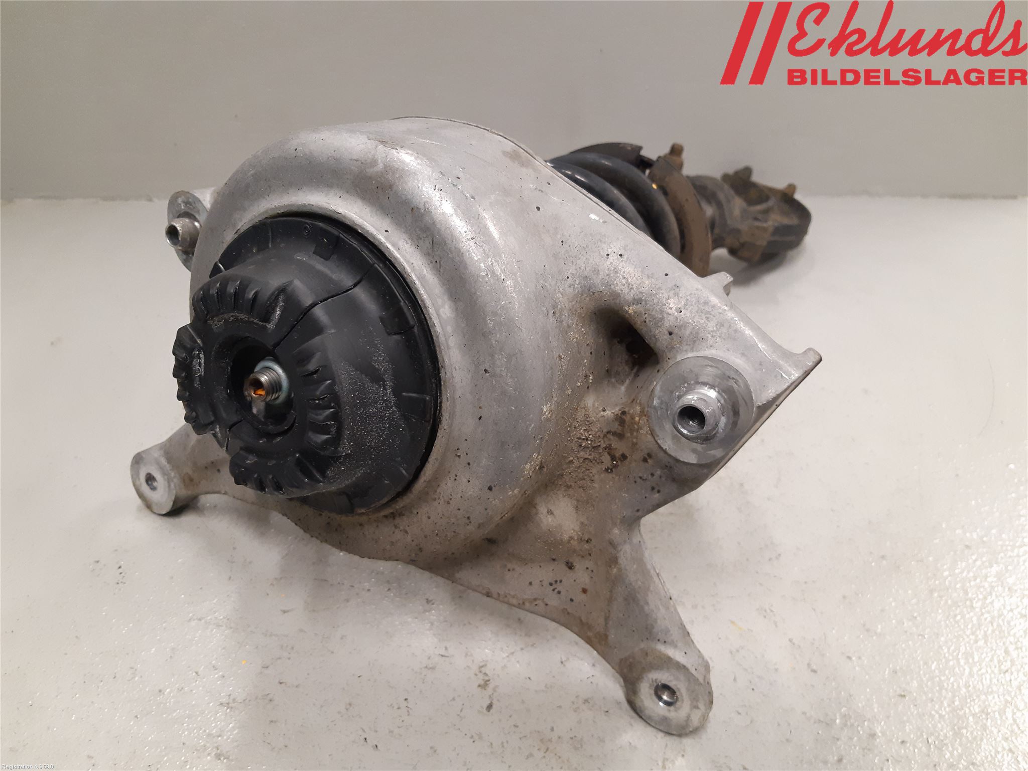 Audi A4 12-15 Fjäderben Fram Höger