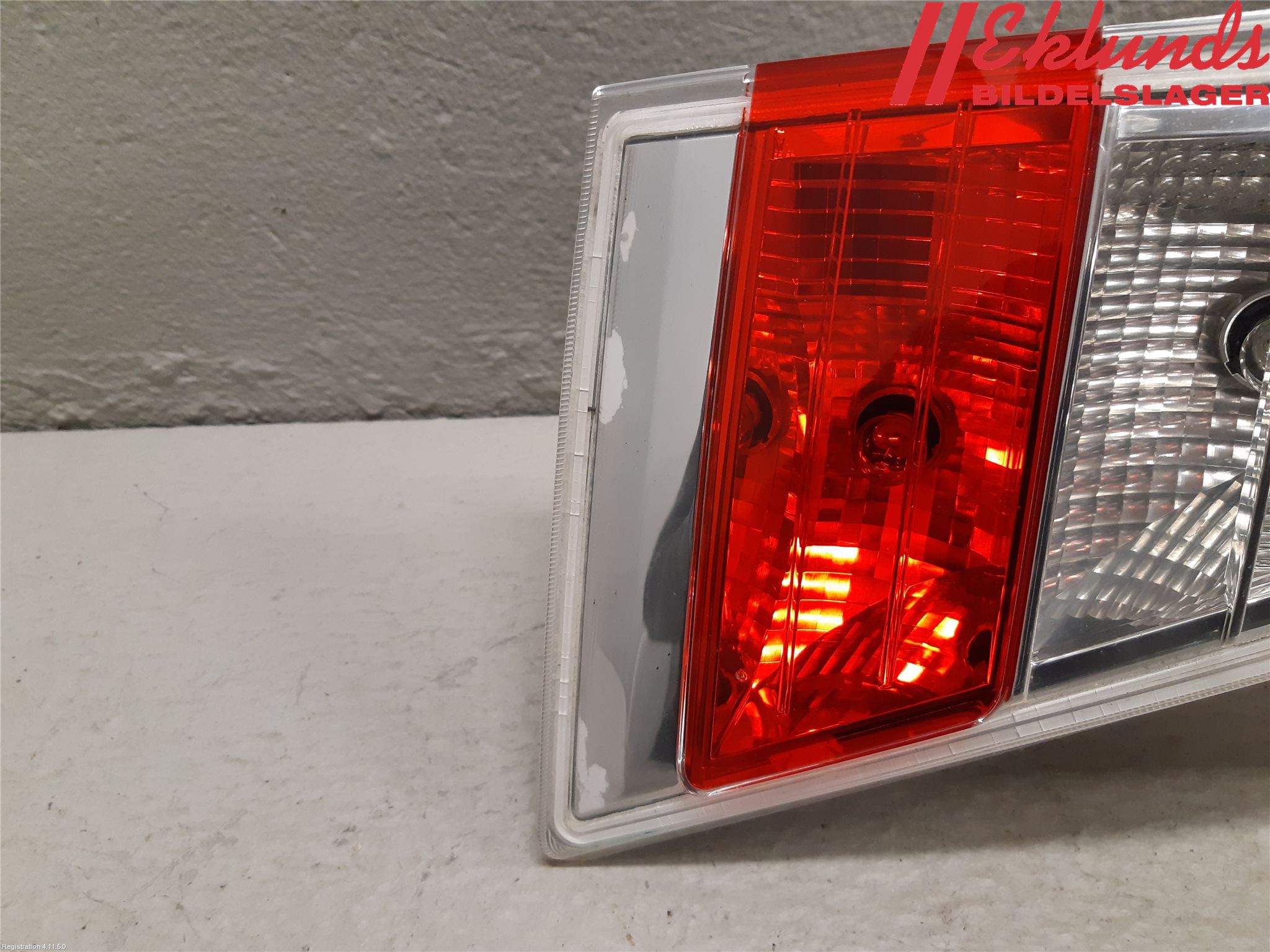 Volvo V70 14-16 Bakljus Lucka Vä