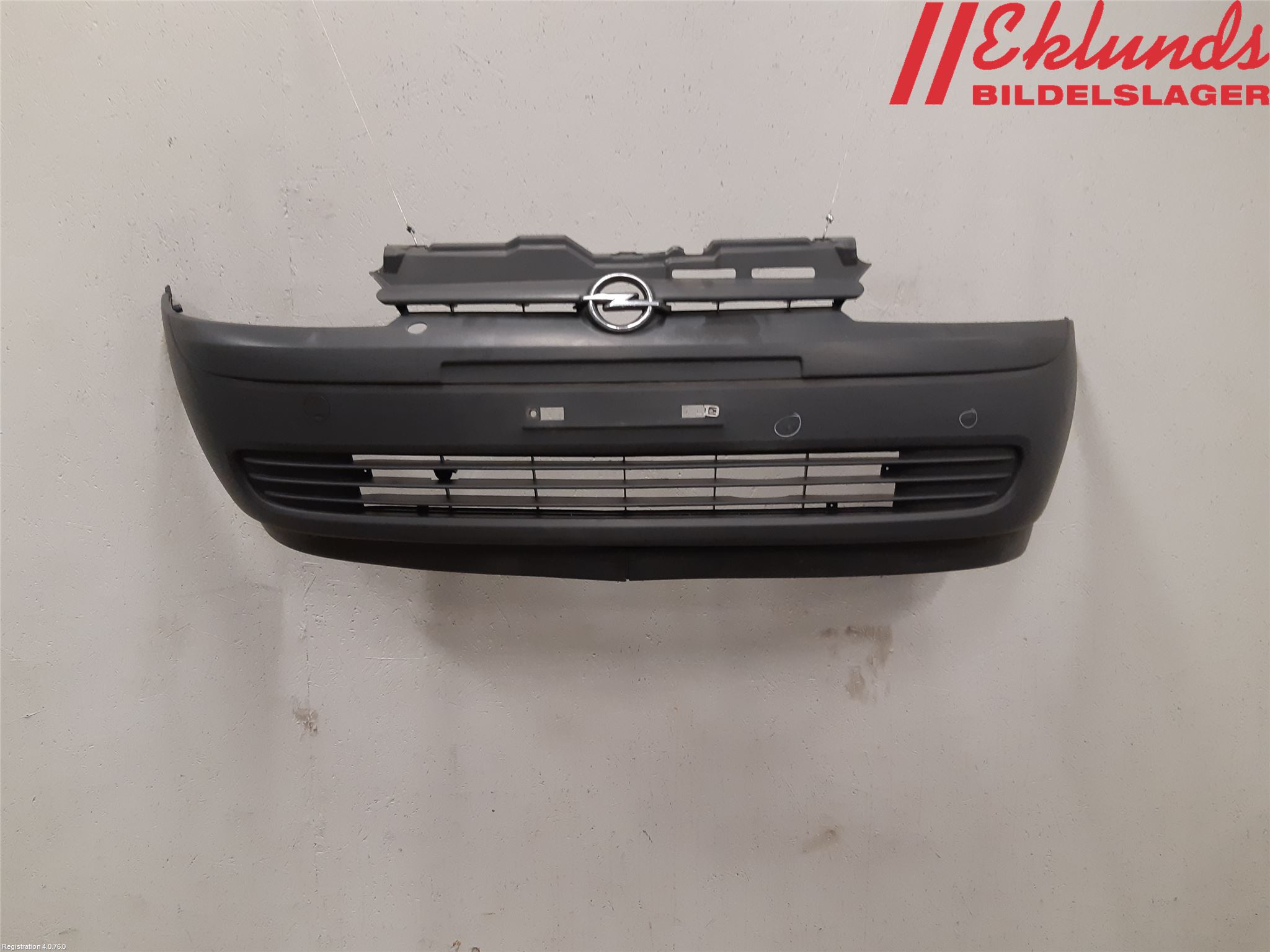 Opel COMBO 02-12 Stötfångarbeklädnad Fram