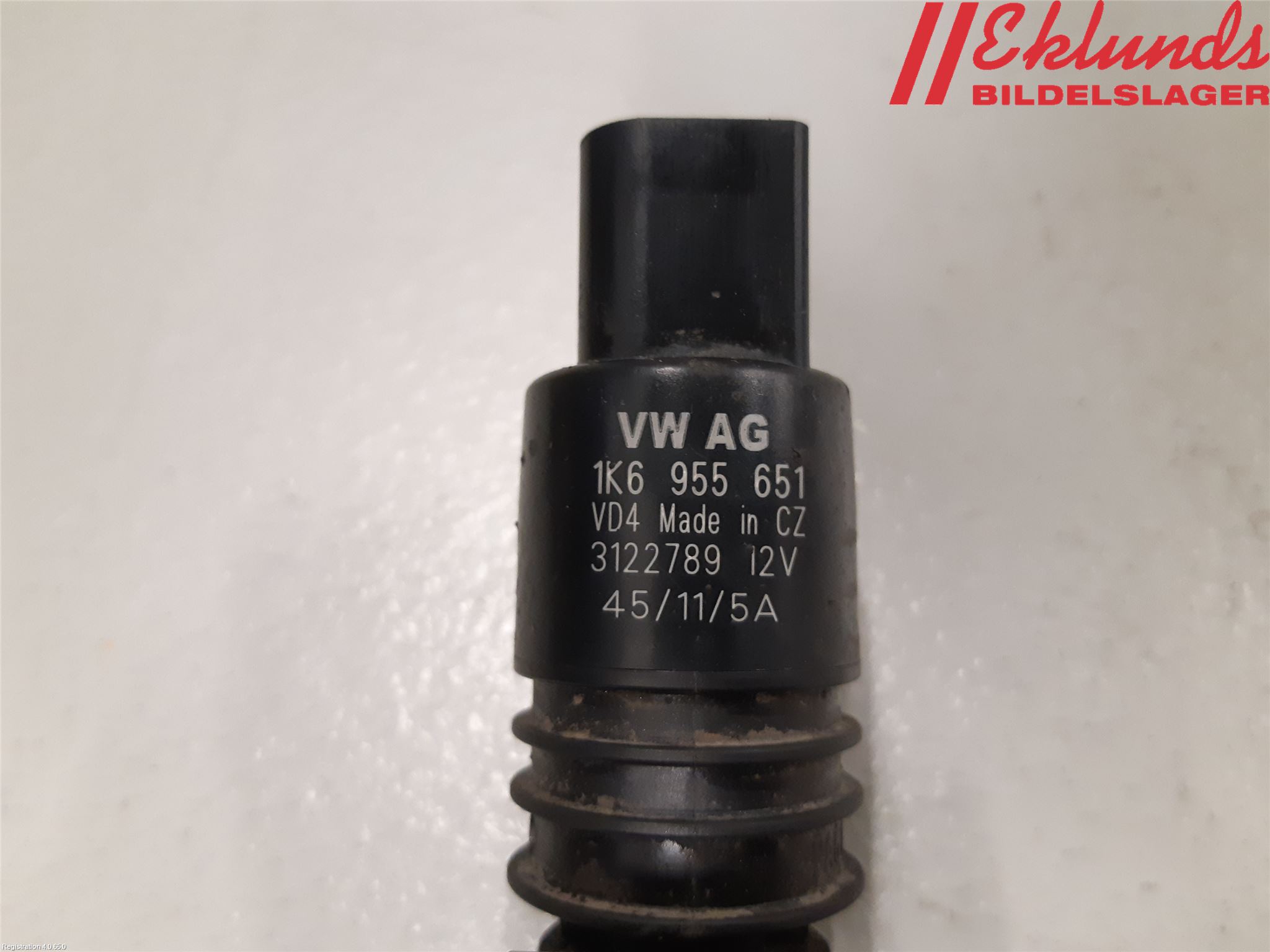 Volkswagen VW PASSAT 11-14 Spolarpump Vindruta