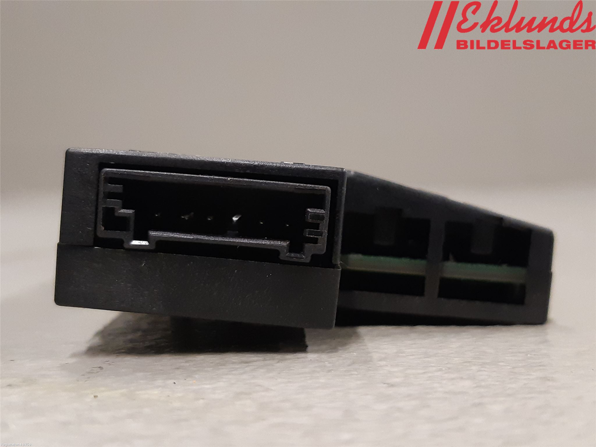 BMW 5 F10/F11/F18 09-17 Antennförstärkare