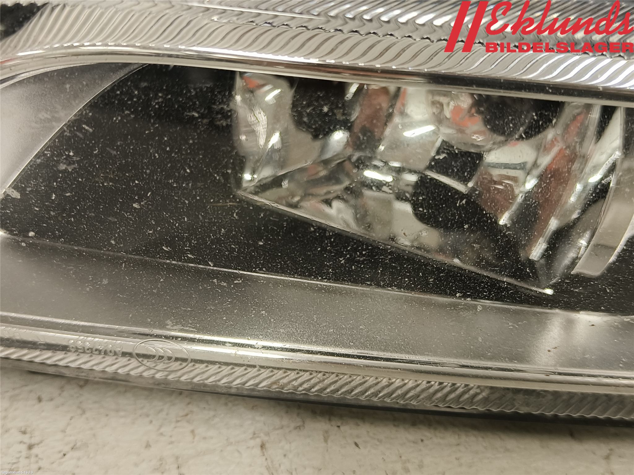 Volkswagen VW PASSAT 11-14 Dimljus-Varselljus Fram