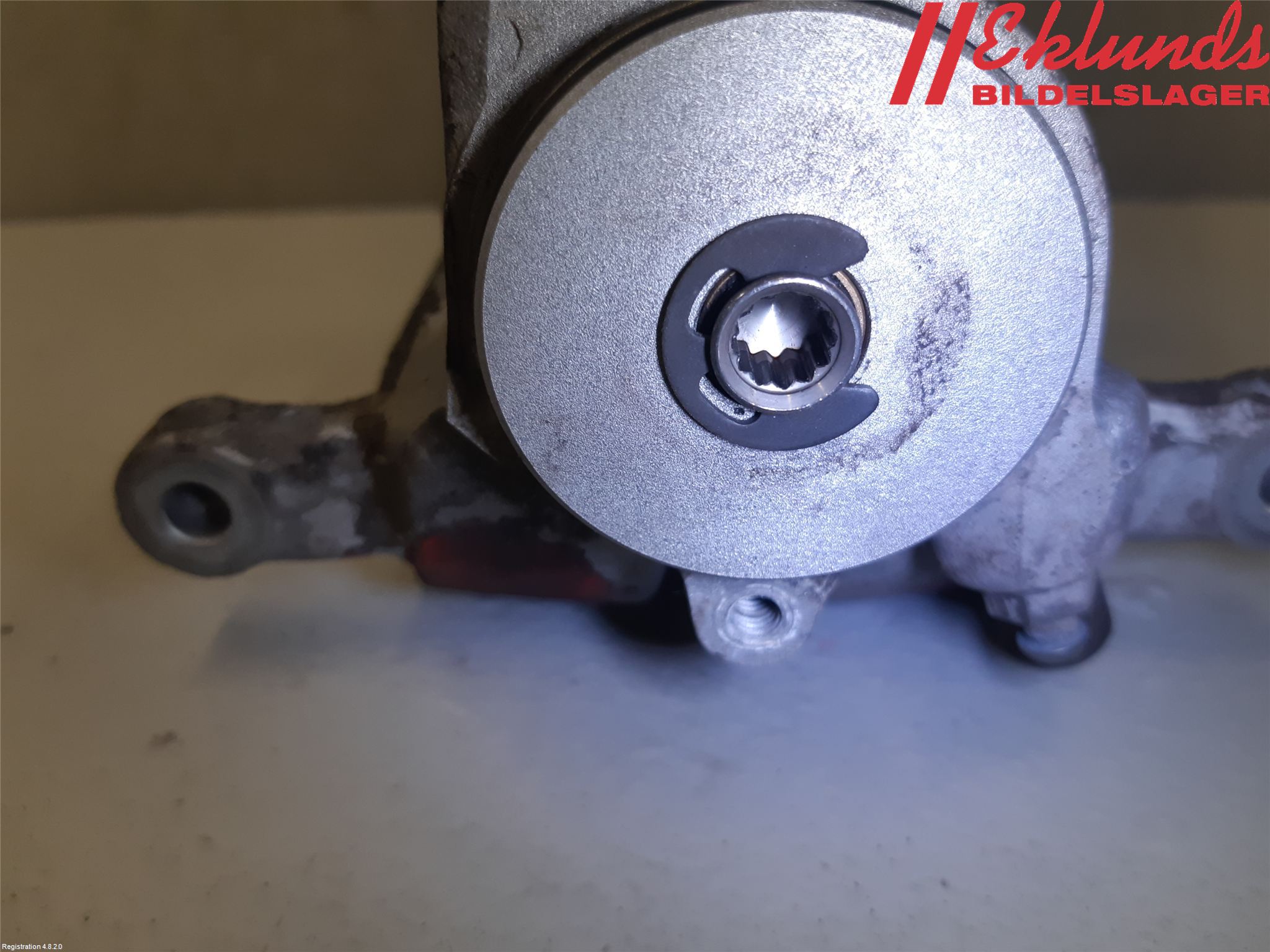 BMW 5 G30/G31/F90 17-23 Bromsok Bak Vänster