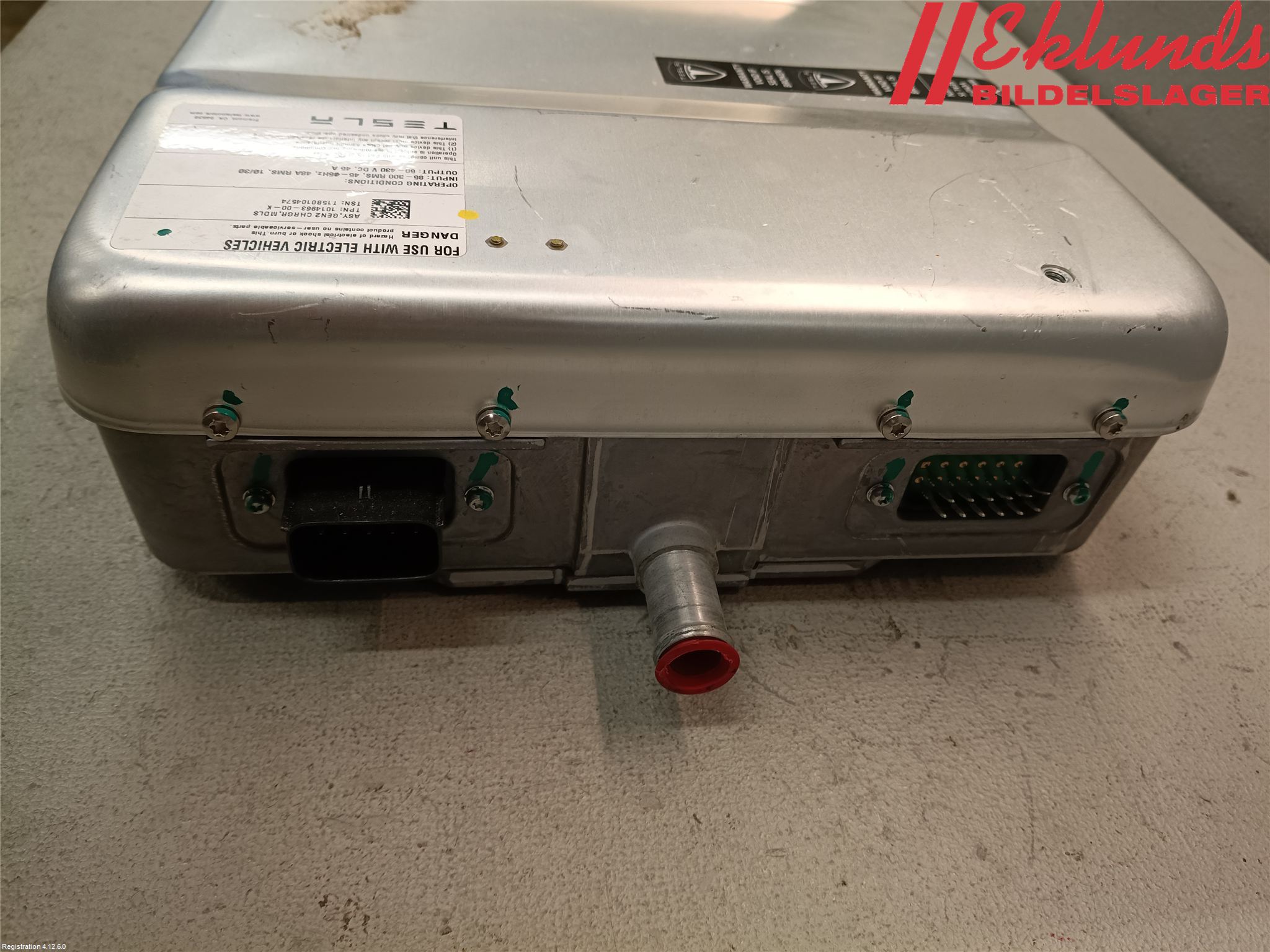 Tesla MODEL S 13- Batteriladdare Högspänning