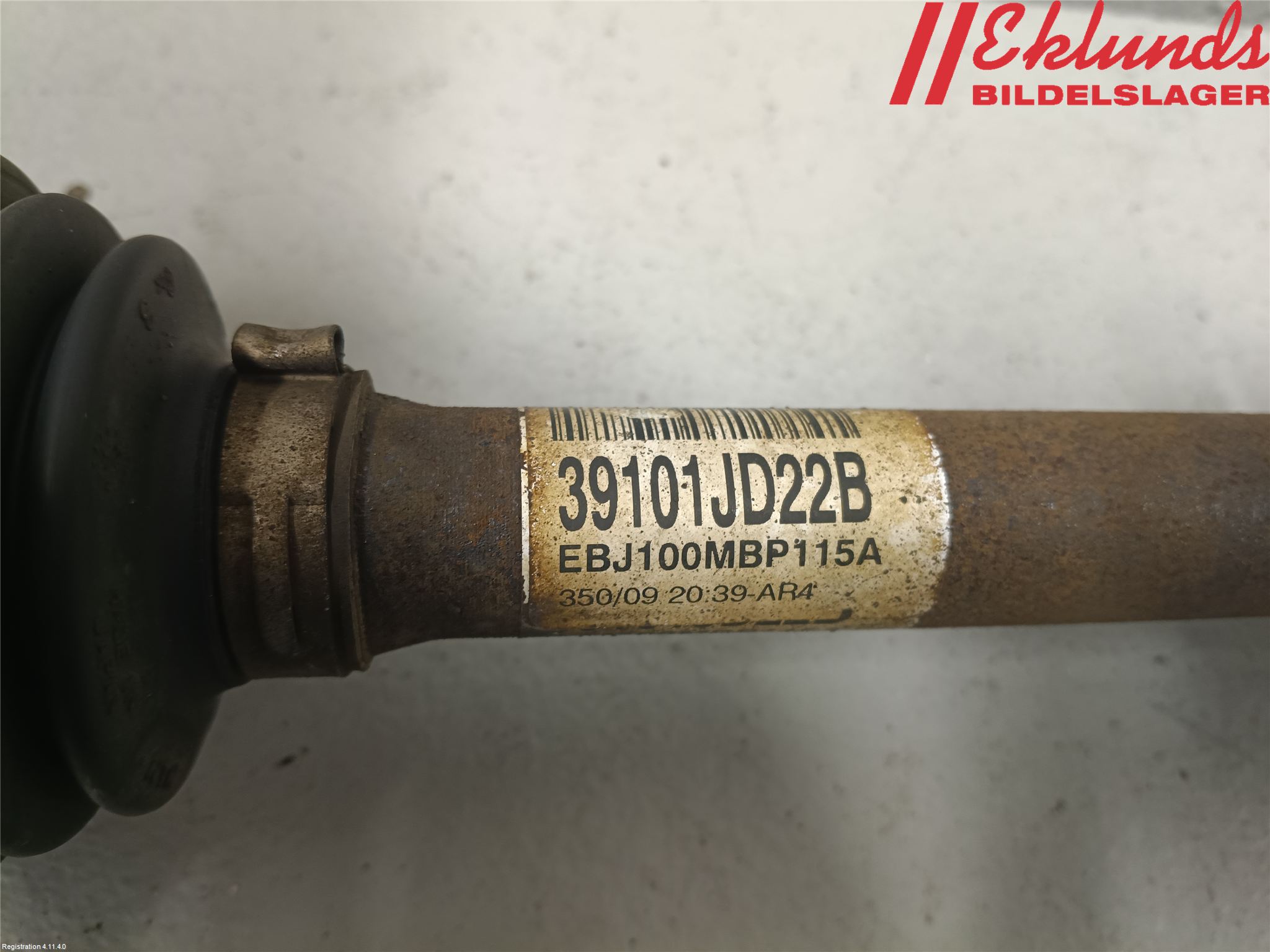 Nissan QASHQAI   07-10 Drivaxel Fram Vänster