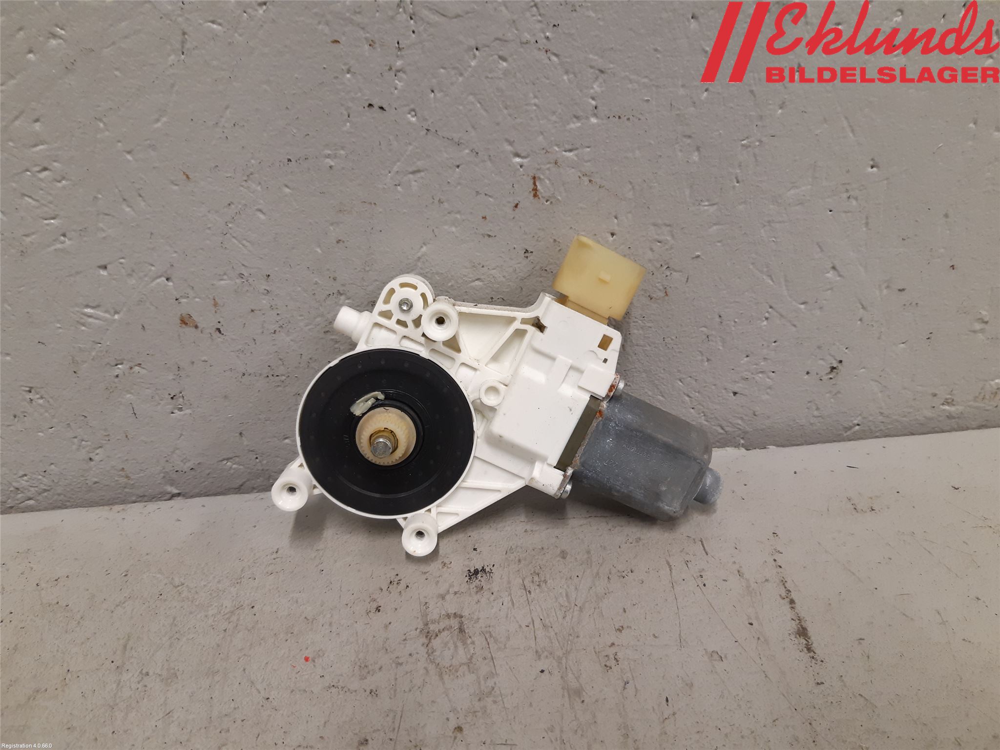 BMW 3 E90/91 SED/TOU 05-12 Fönsterhissmotor