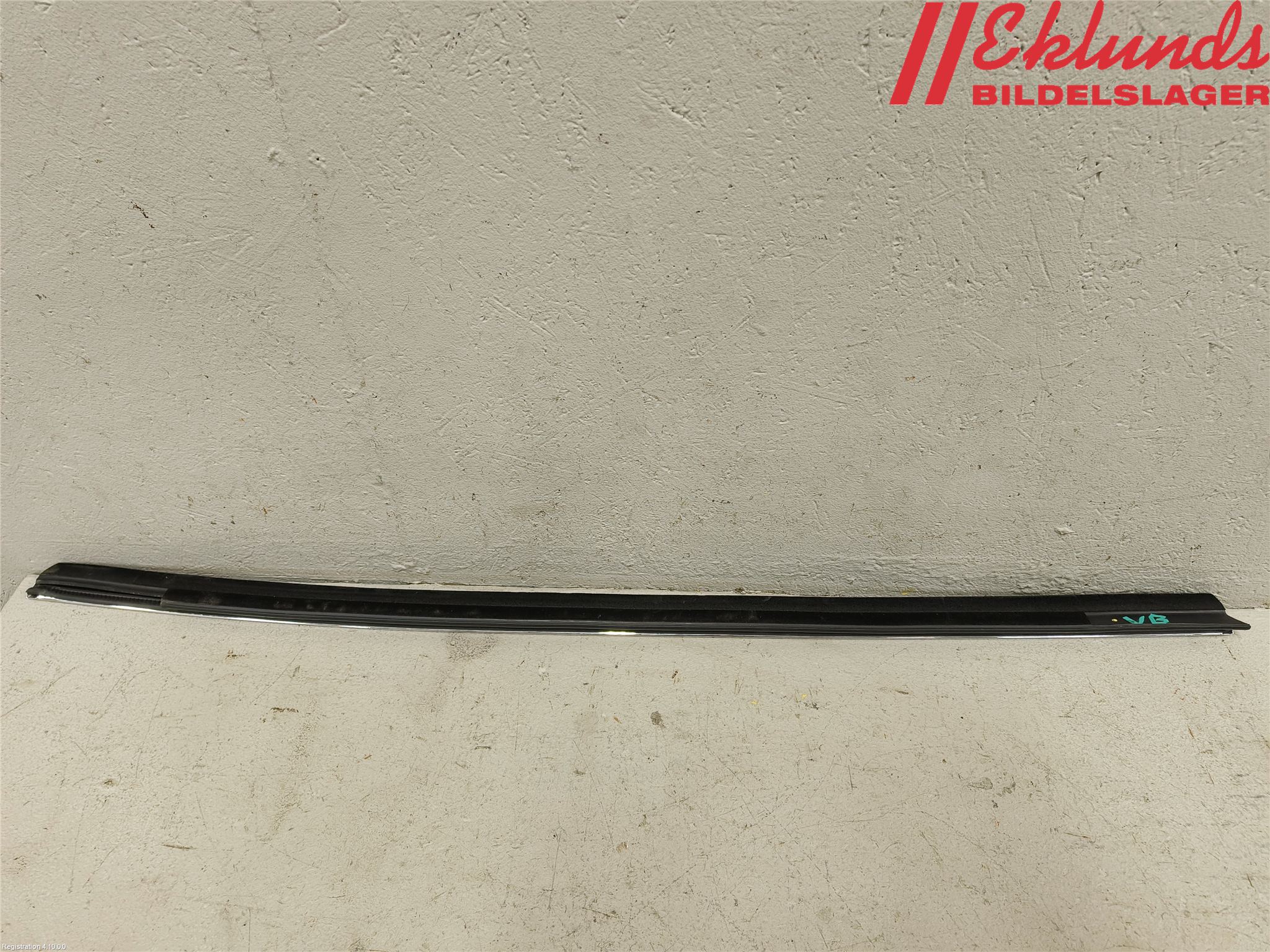 Tesla MODEL S 13- Dörr Dekorlist Bak Vä