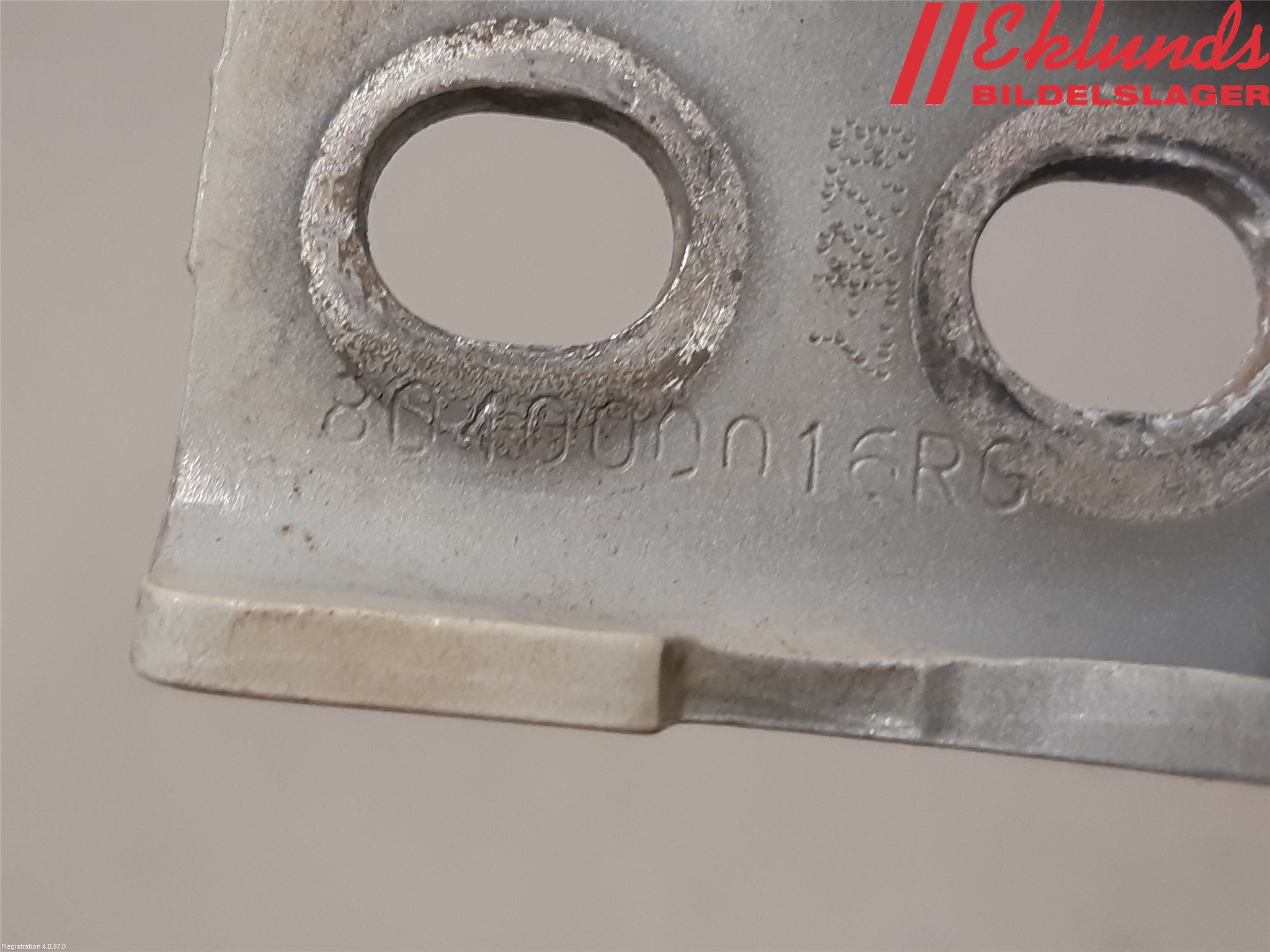 Renault CAPTUR 13-19 Dörrgångjärn