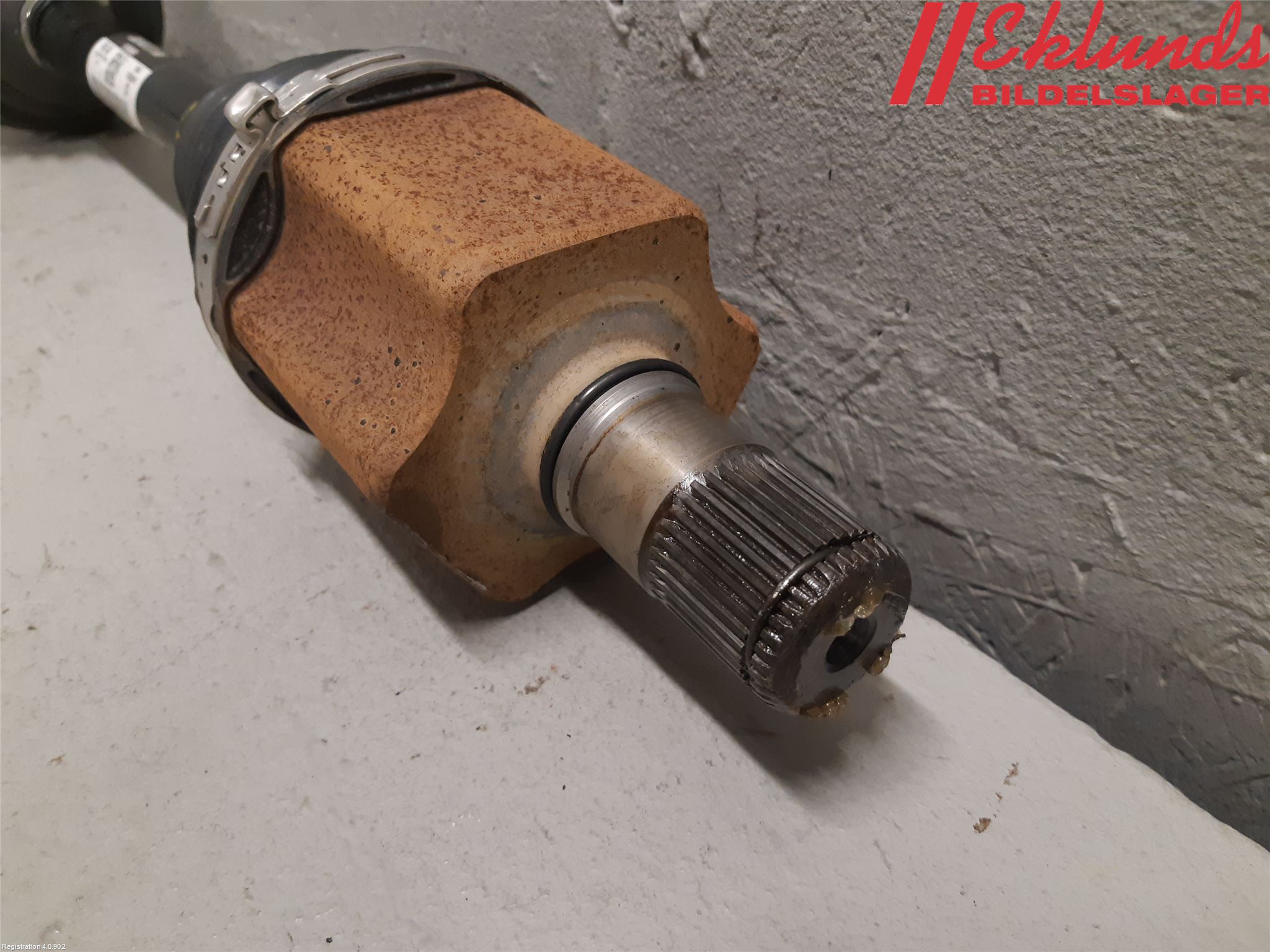 Volkswagen VW CADDY 21- Drivaxel Fram Vänster