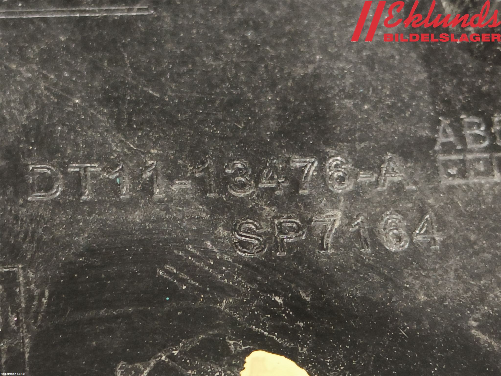 Ford TRANSIT/TOURNEO CONNECT 13-22 Skärm Hörn Utfyllnad Bak