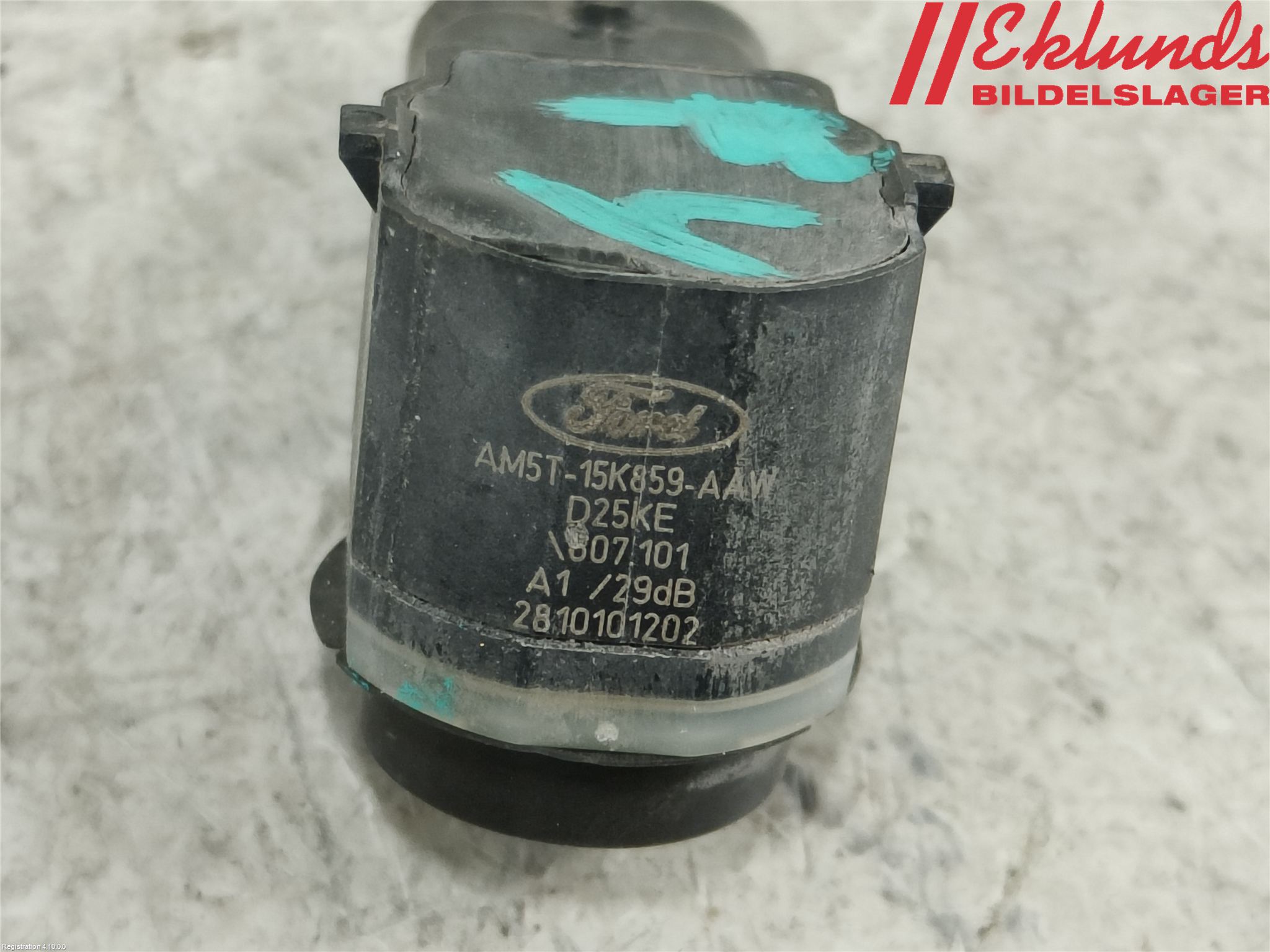 Ford KUGA 08-12 Parkeringshjälp Frontsensor