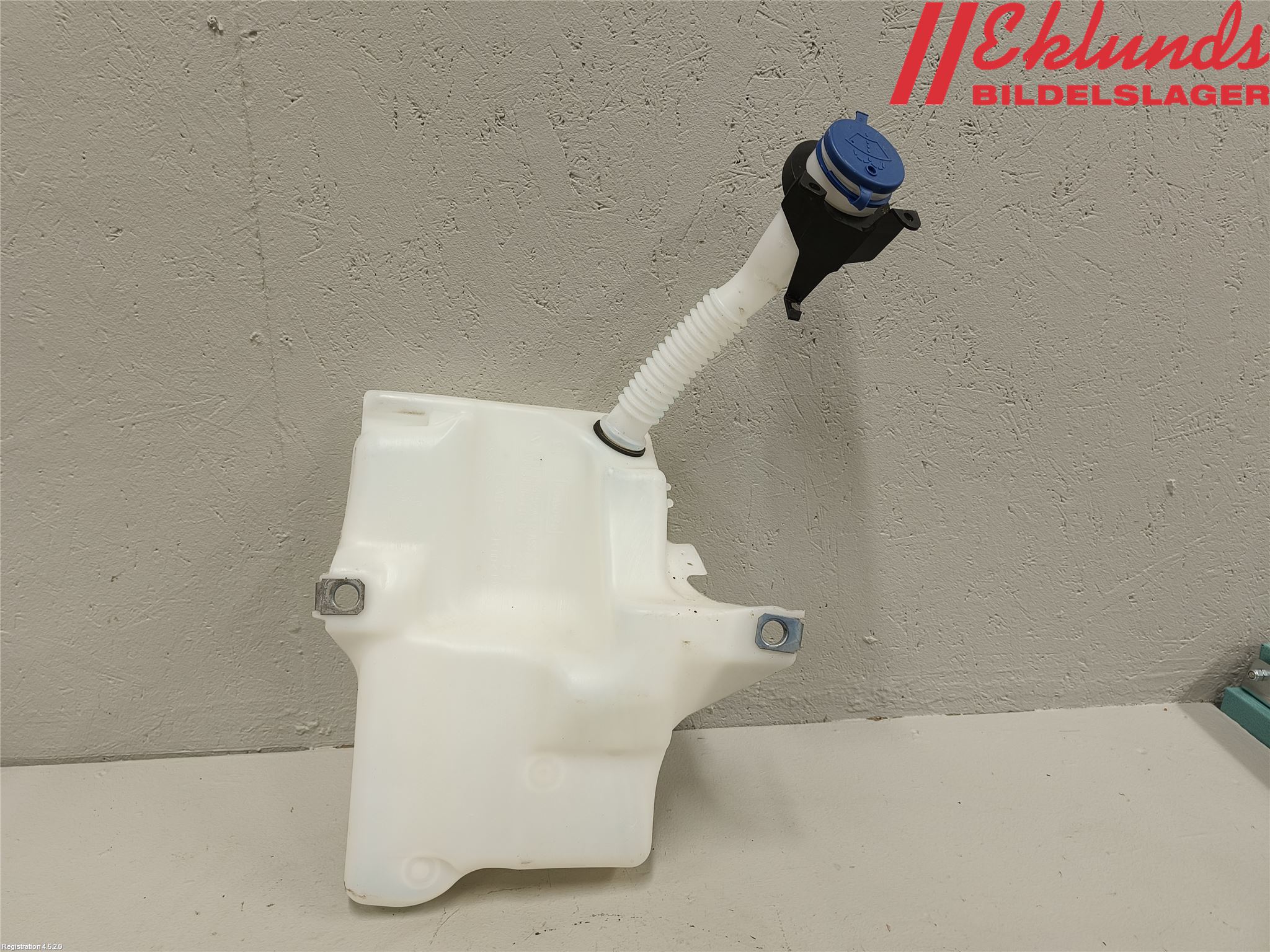 Ford GRAND C-MAX  11-14 Spolartank Vindruta