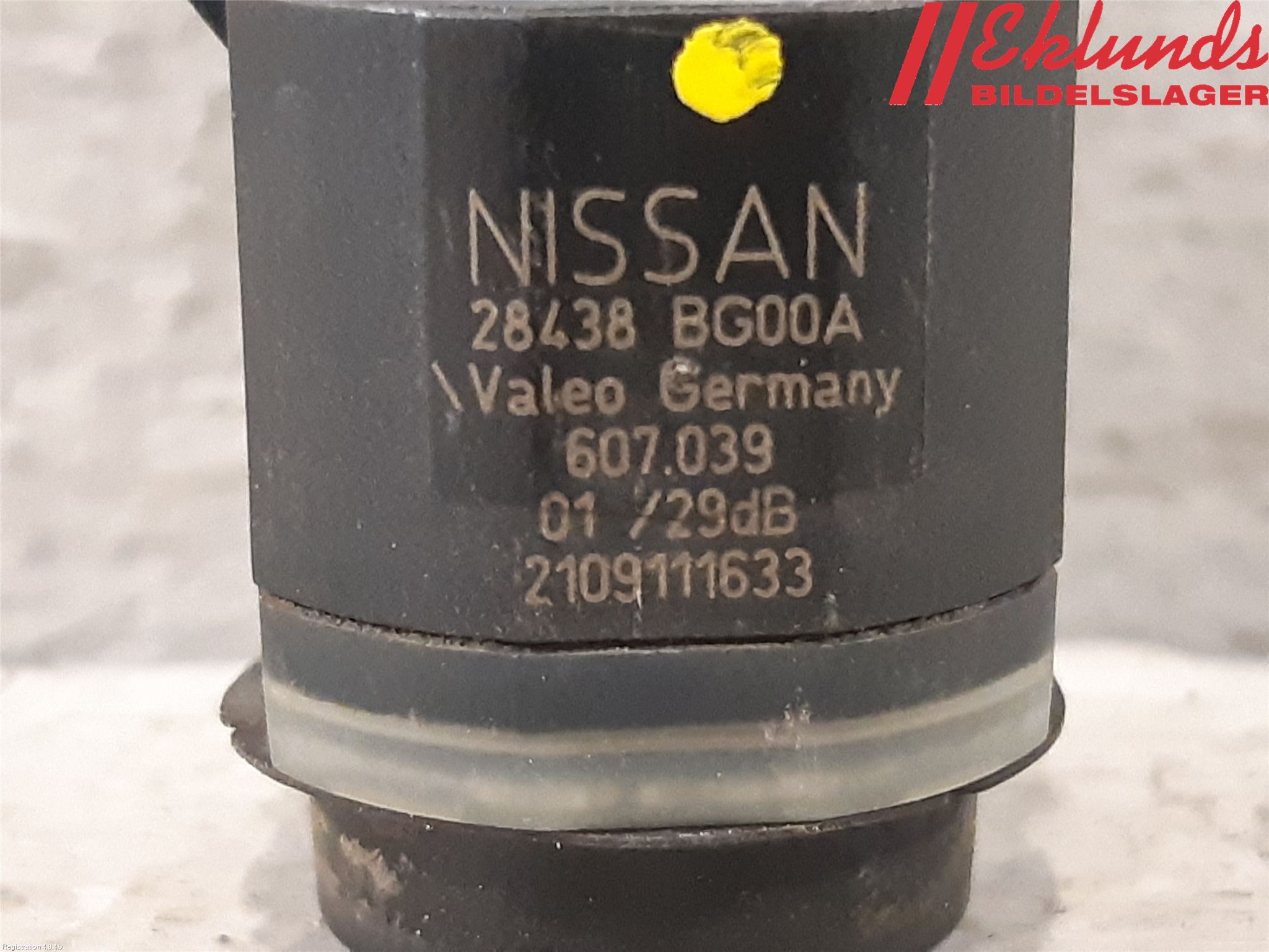 Nissan QASHQAI+2  10-14 Parkeringshjälp Backsensor