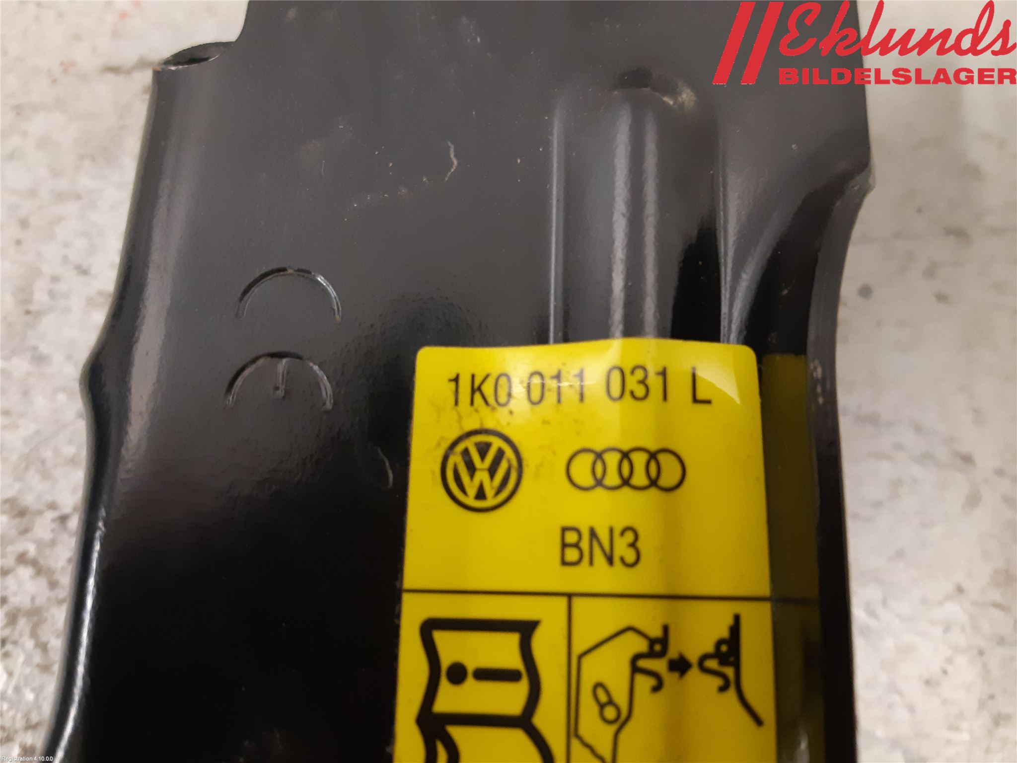 Volkswagen VW GOLF VI 09-13 Domkraft
