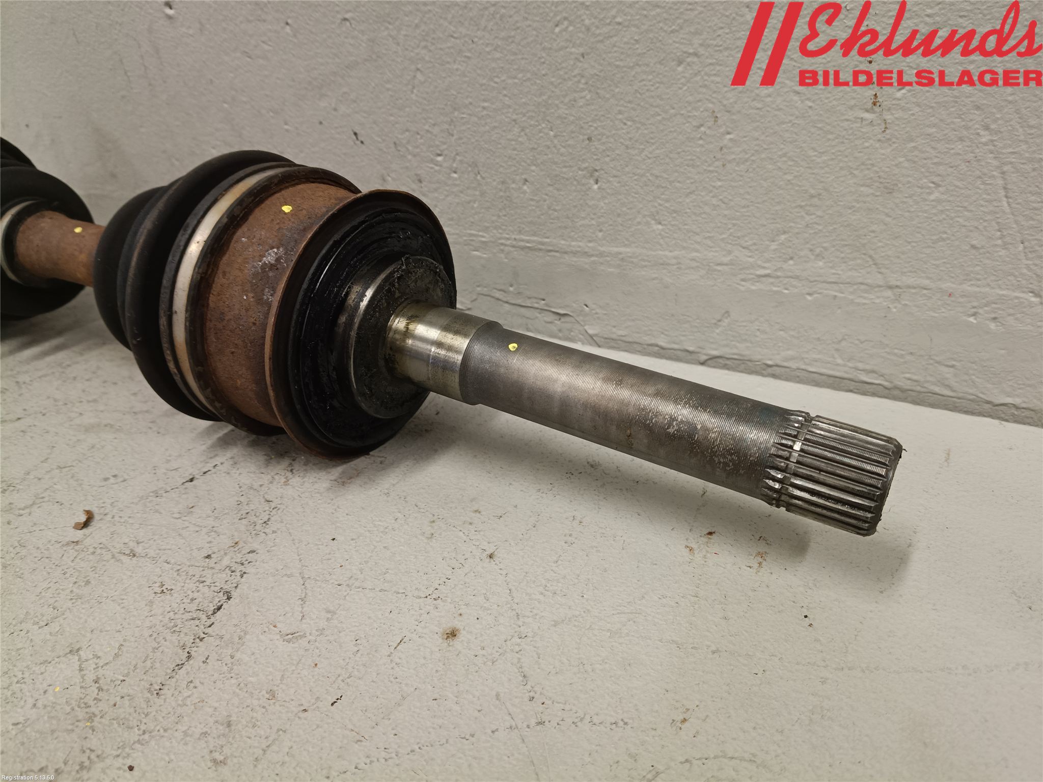 Volkswagen VW TARO       90-96 Drivaxel Fram Höger