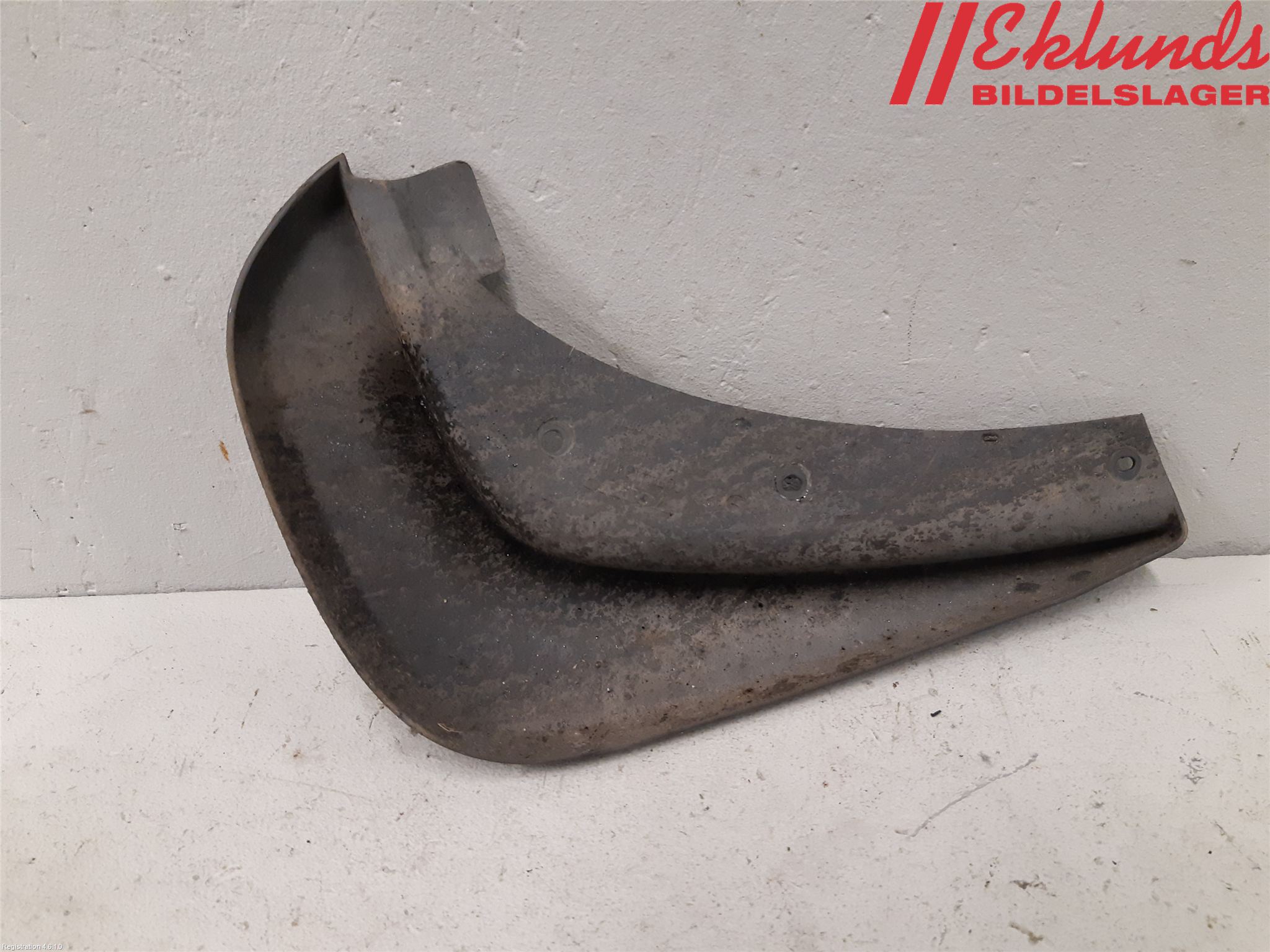 Volvo XC70 08-13 Stänkskydd