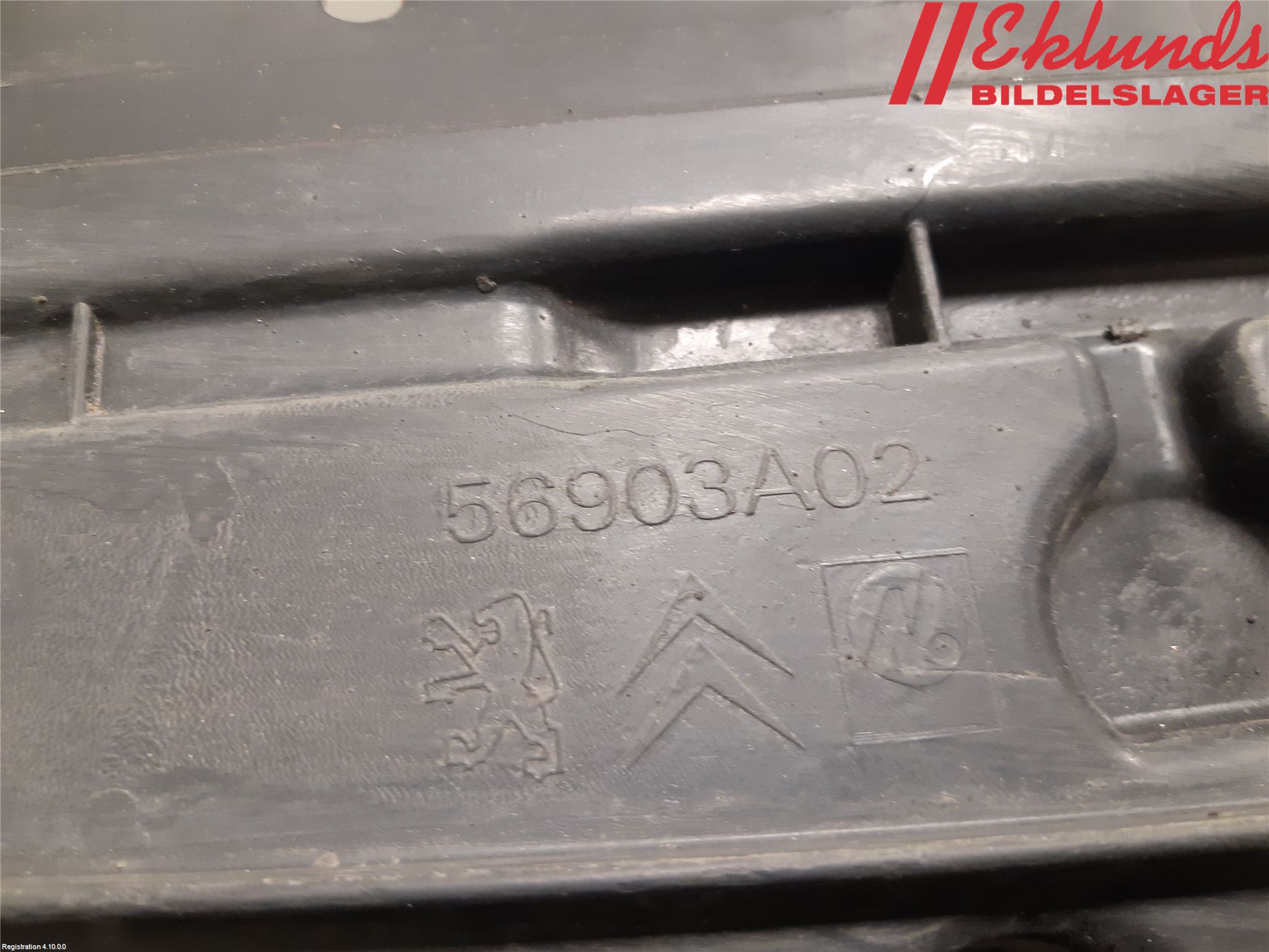 Peugeot 208 12-15 Deflektor Plåt-Plast Kylning