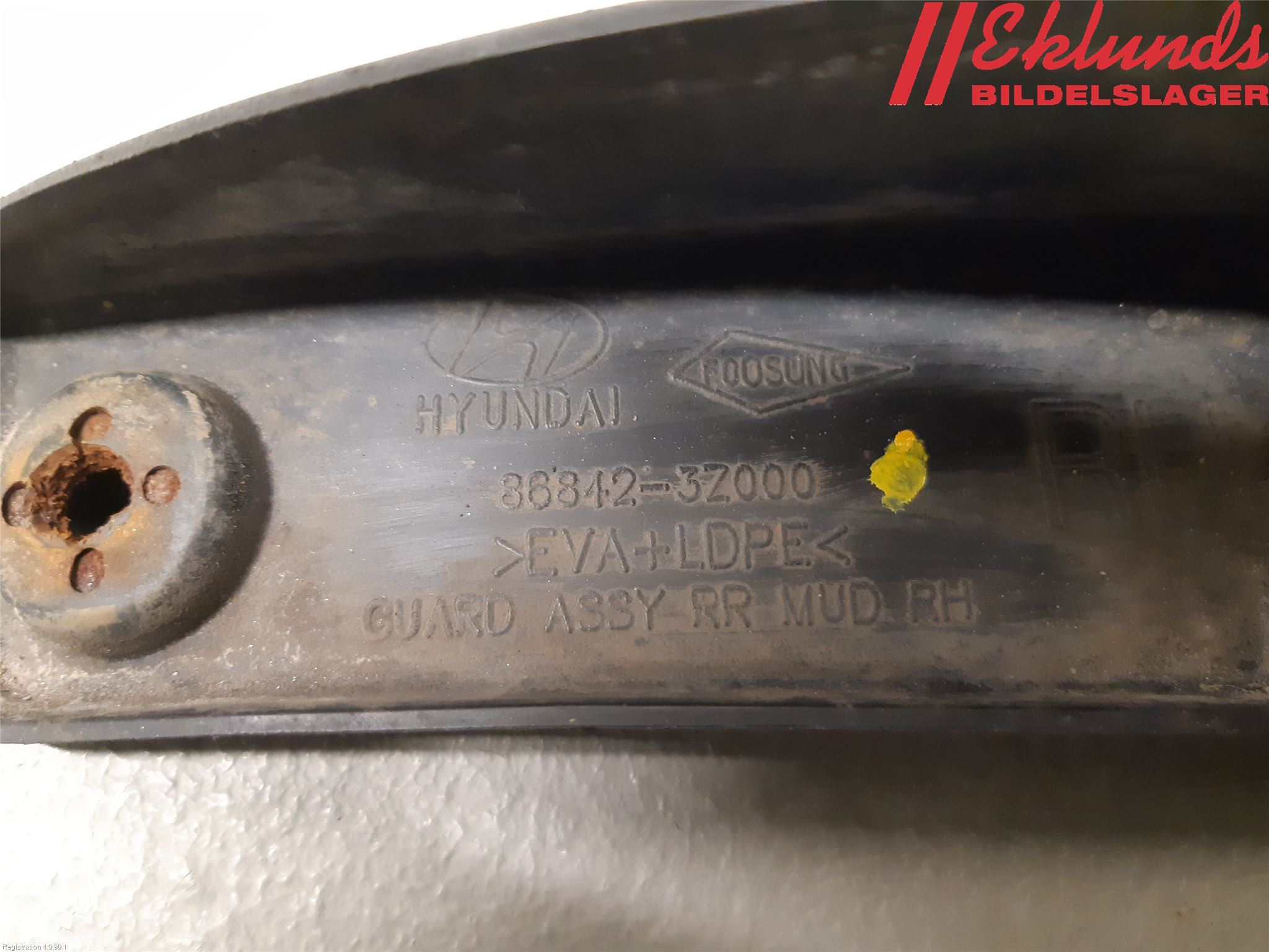 Hyundai i40 08-15 Stänkskydd