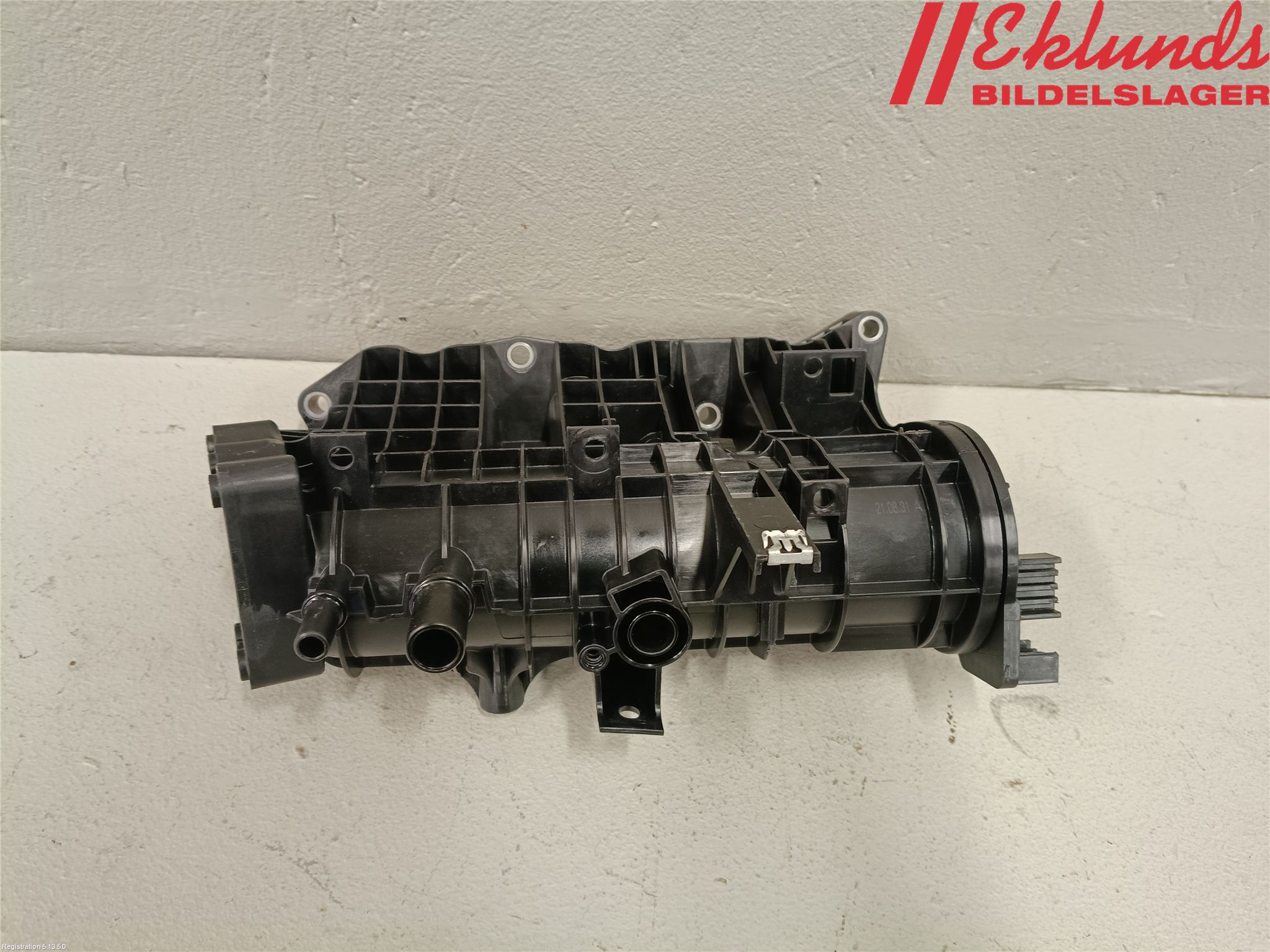 Ford FOCUS 19- Grenrör Insug