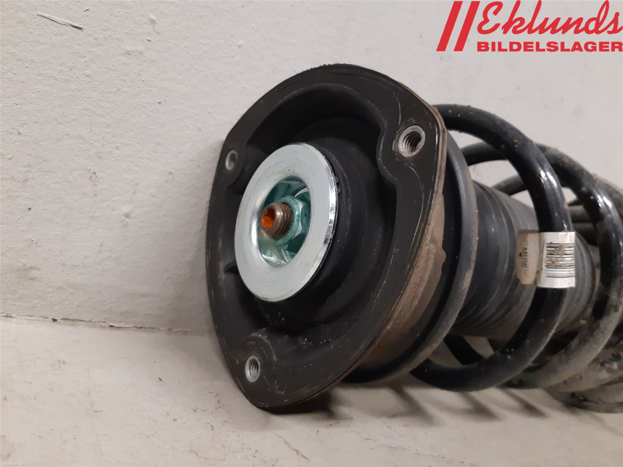 Audi Q2/SQ2 17- Fjäderben Fram Höger