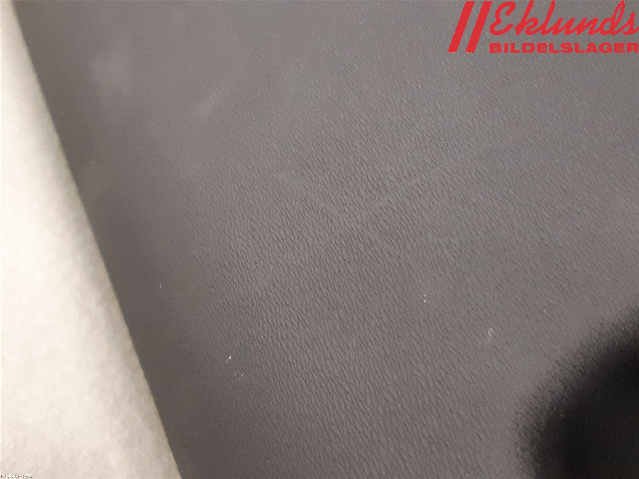 Volvo V90 17->> Handskfack