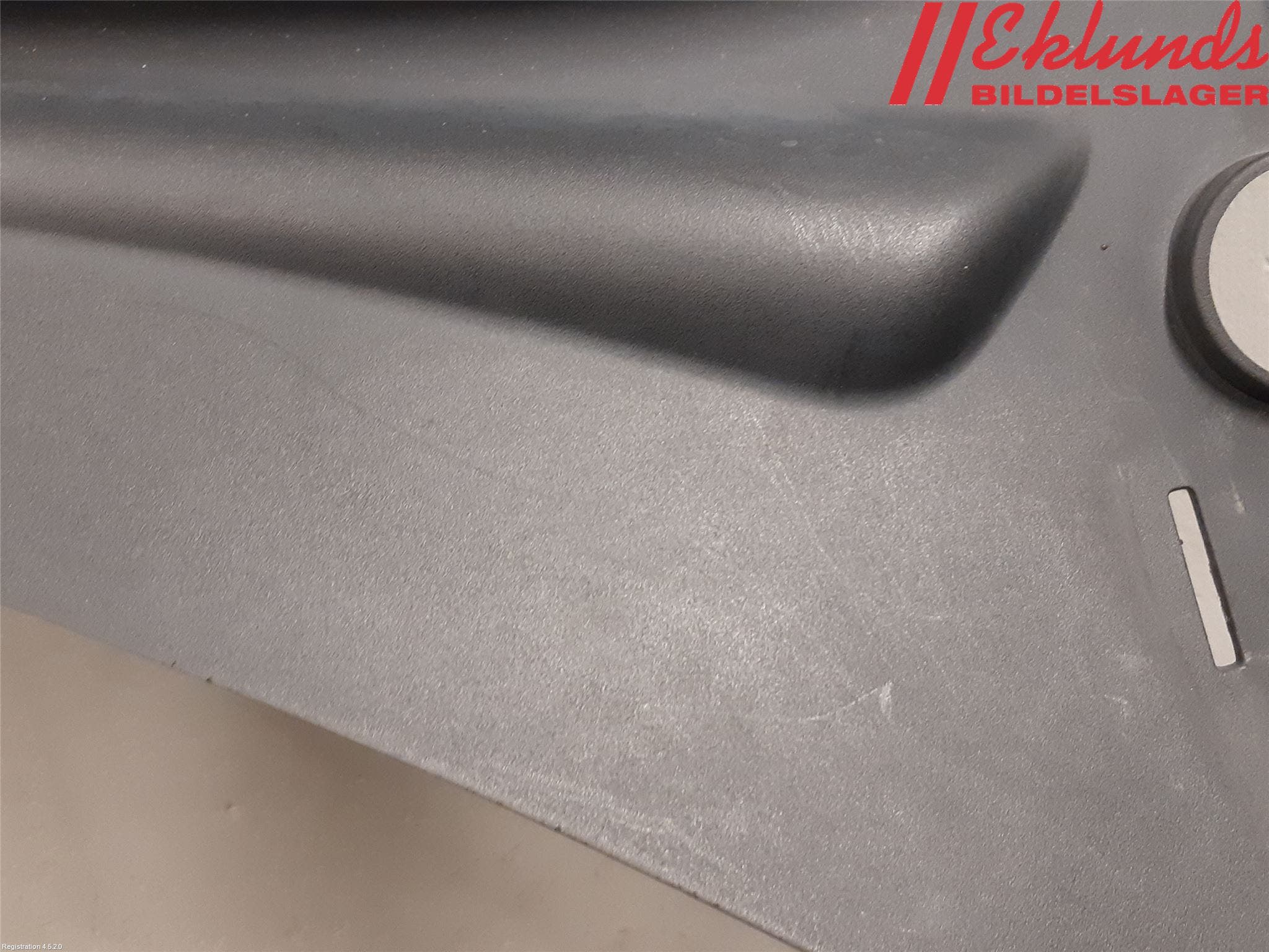 Volvo V90 17->> Täckplast Front