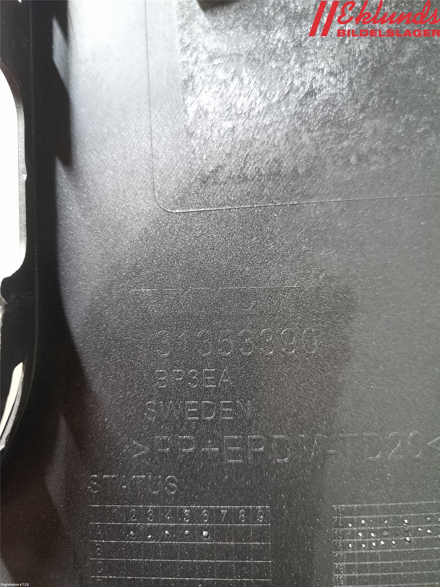 Volvo XC90/RECHARGE 16- Stötfångarbeklädnad Bak