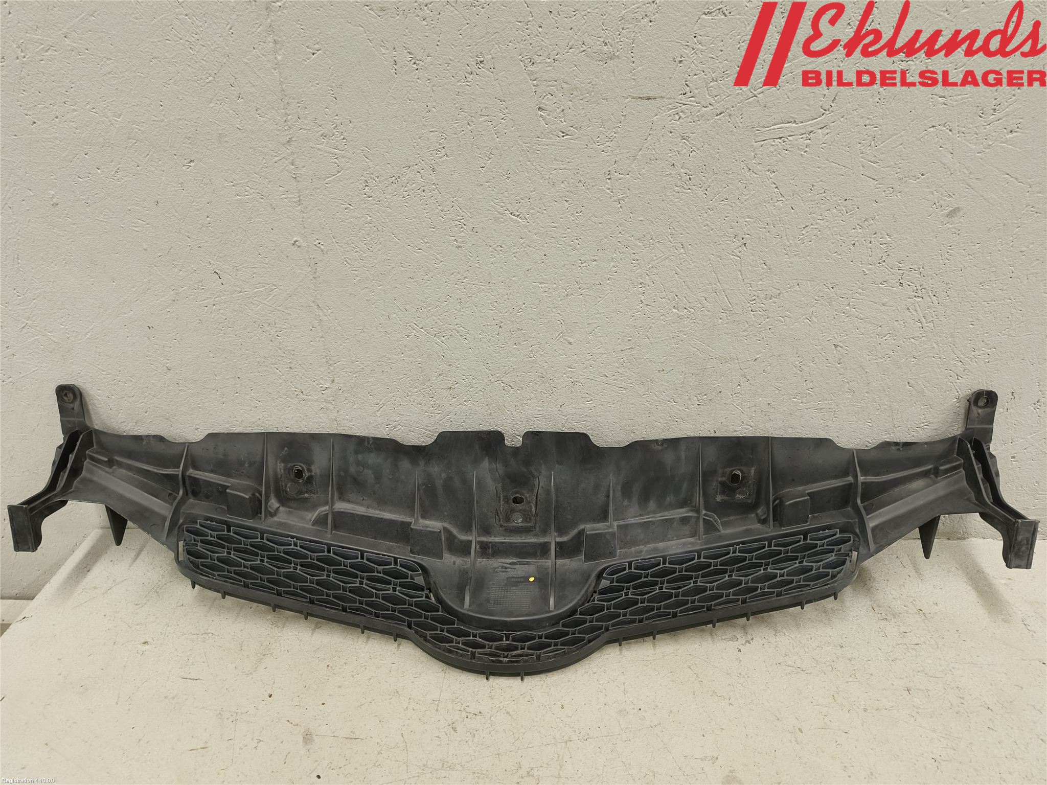 Toyota AURIS 07-09 Grill-Galler