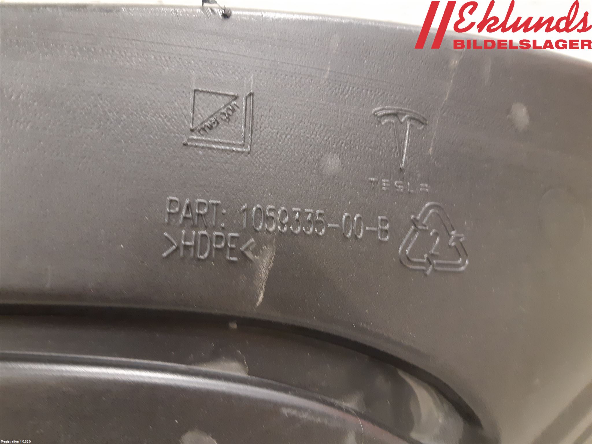 Tesla MODEL S 13- Deflektor Plåt-Plast Kylning