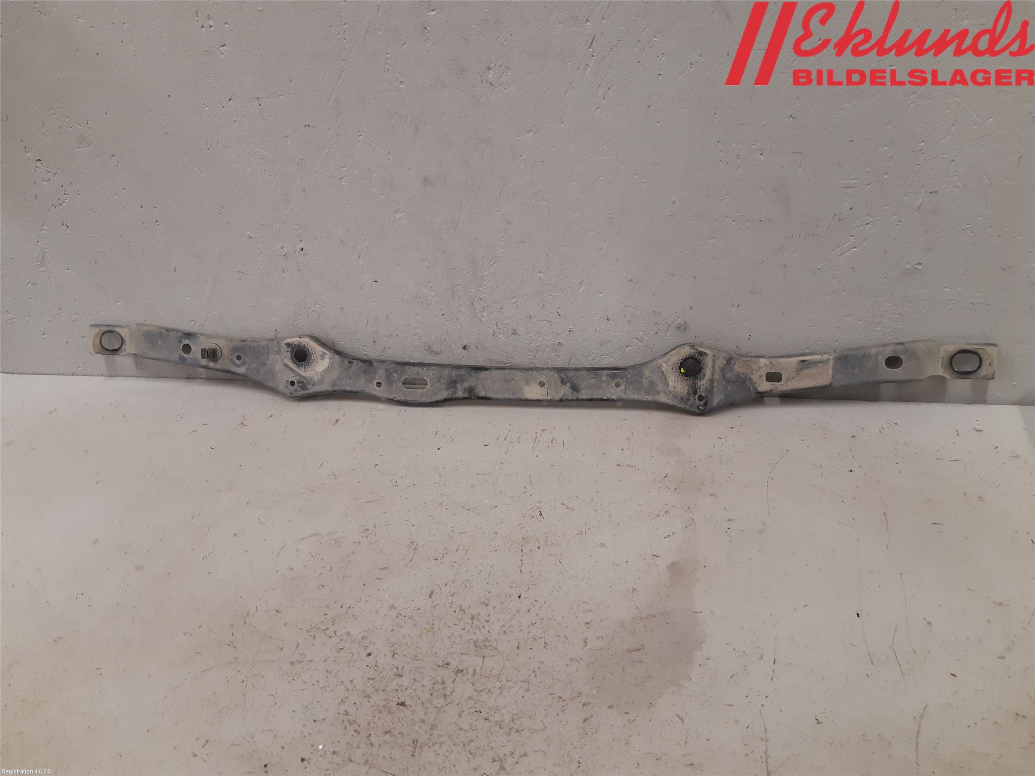 Volvo XC90/RECHARGE 16- Front Övrigt