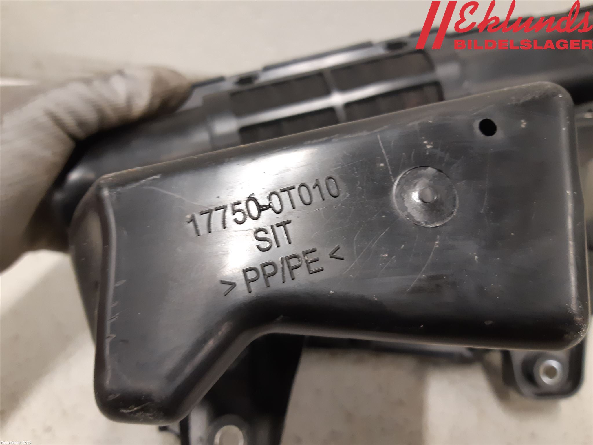 Toyota AURIS 13-19 Luftrenare