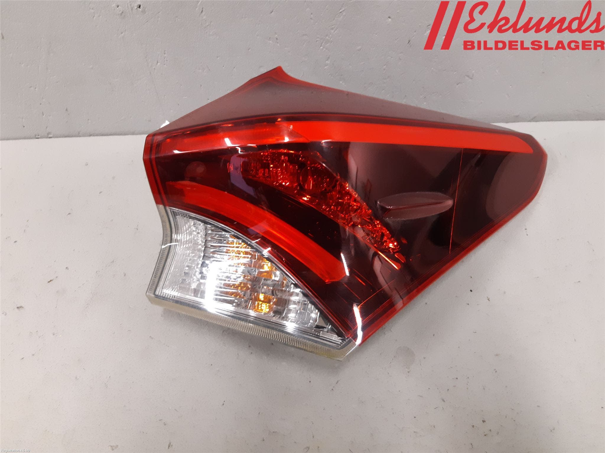 Toyota AURIS 13-19 Bakljus Höger