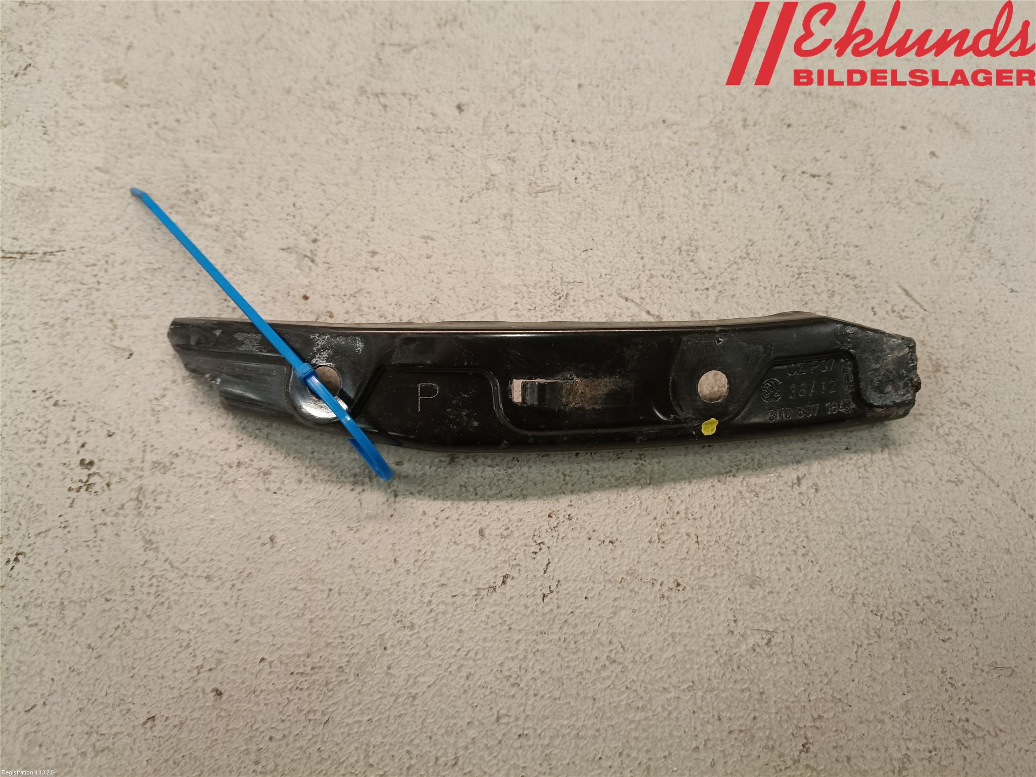 Skoda SUPERB 09-15 Stötfångarfäste Fram Hö