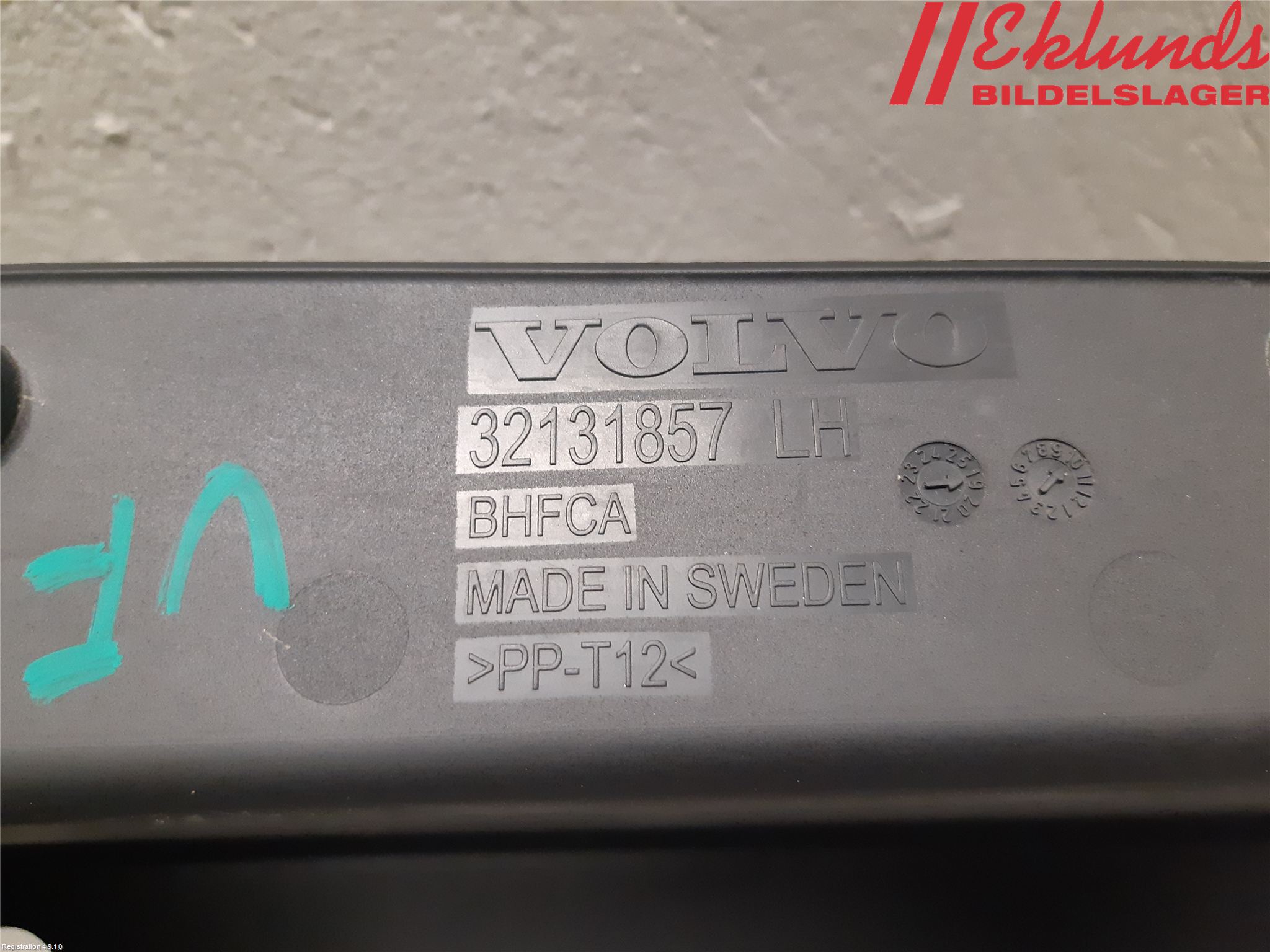 Volvo XC40/RECHARGE 18- Front Övrigt