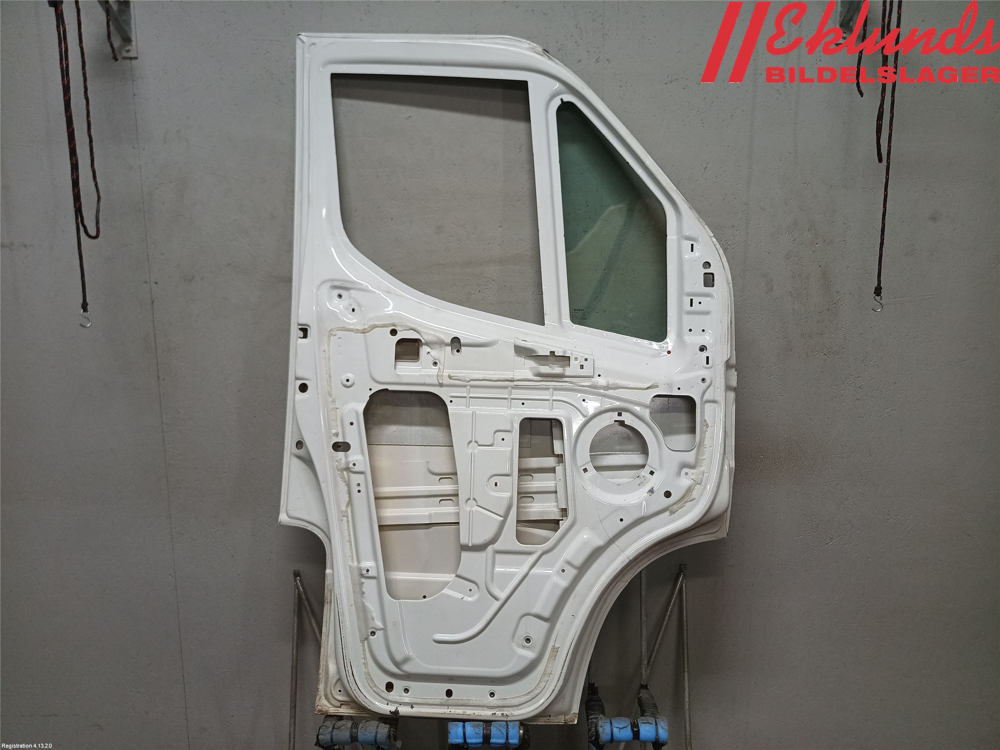 Iveco DAILY 14->> Dörr Fram Vänster