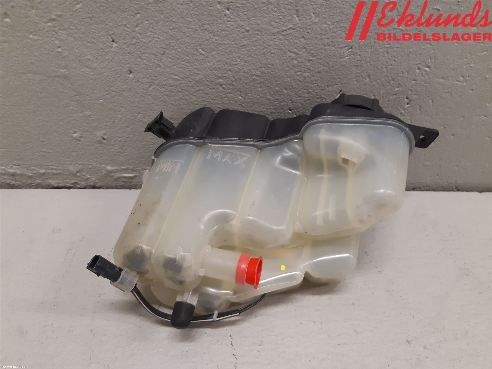 Volvo V70 08-13 Expansionstank