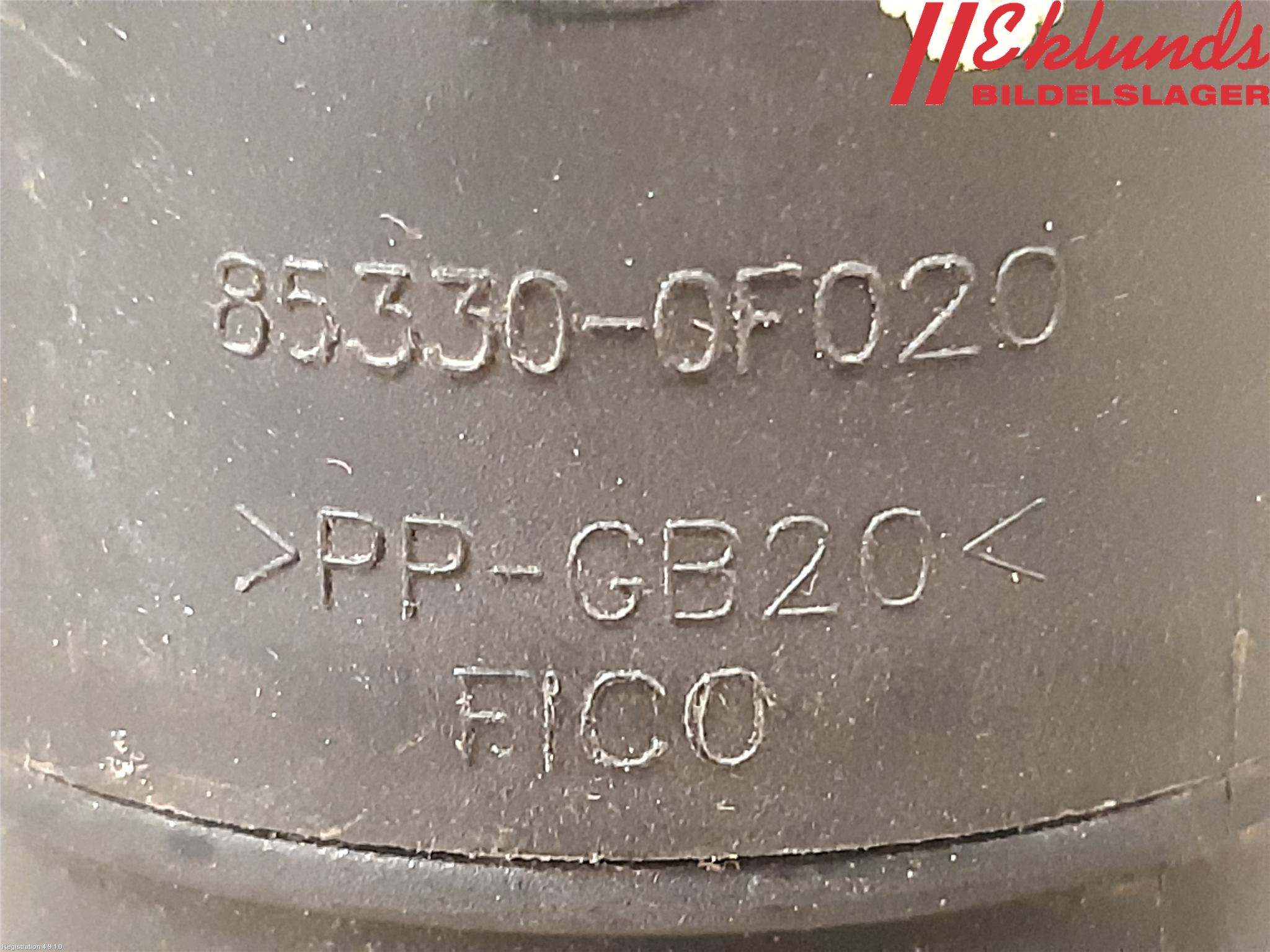 Toyota VERSO 09-18 Spolarpump Baklucka
