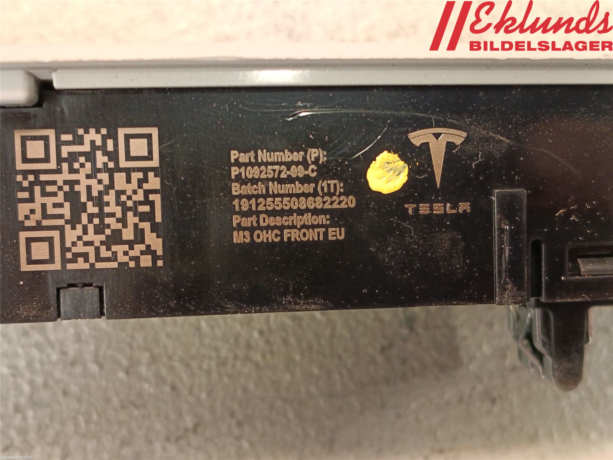 Tesla MODEL 3 17- Innerbelysning