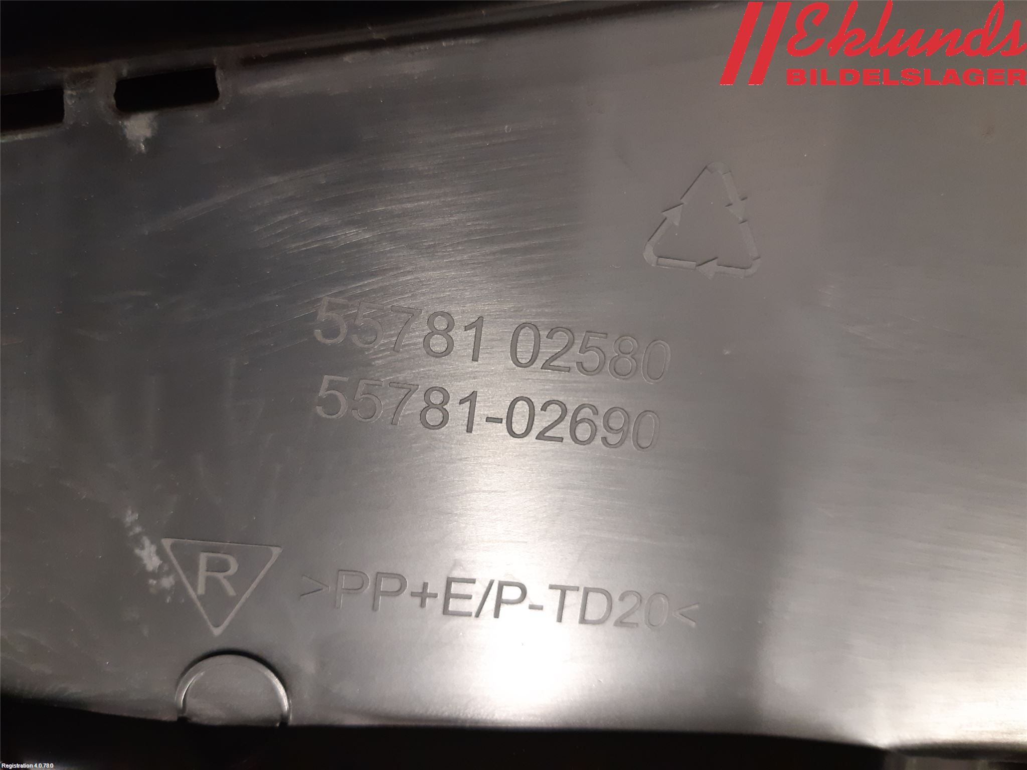 Toyota COROLLA 19- Torpedplåt-Torpedplast