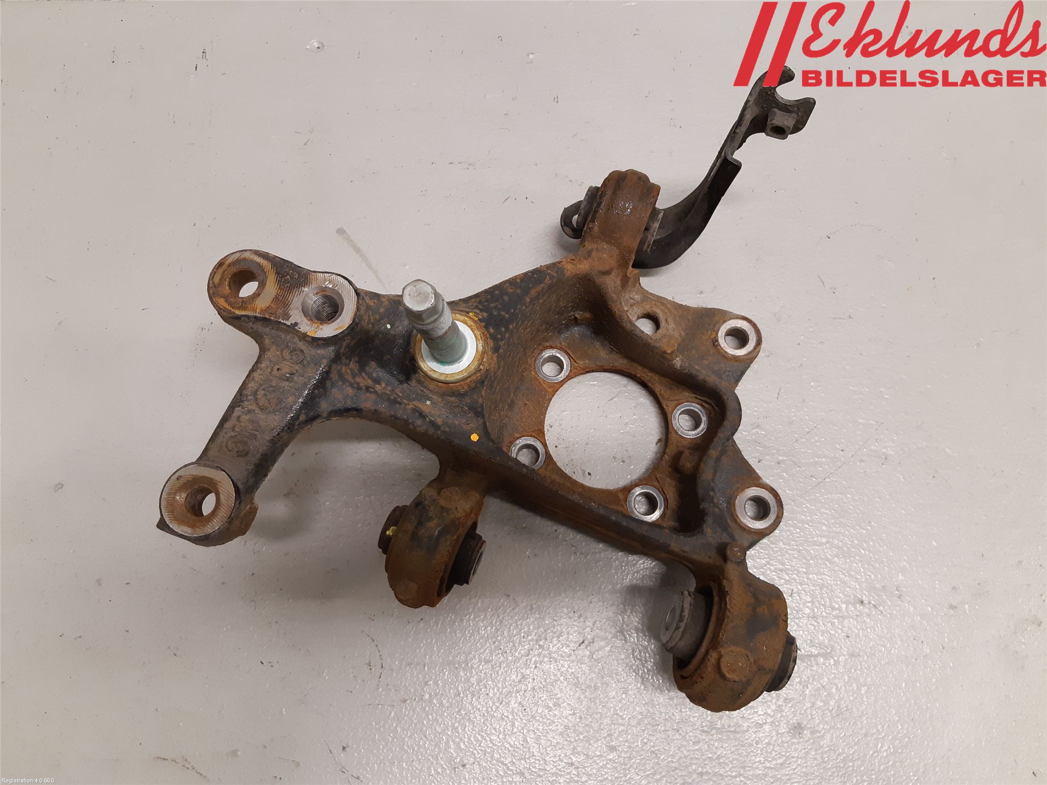 Toyota CAMRY 19-24 Hjullagerhus-Spindel Hö B