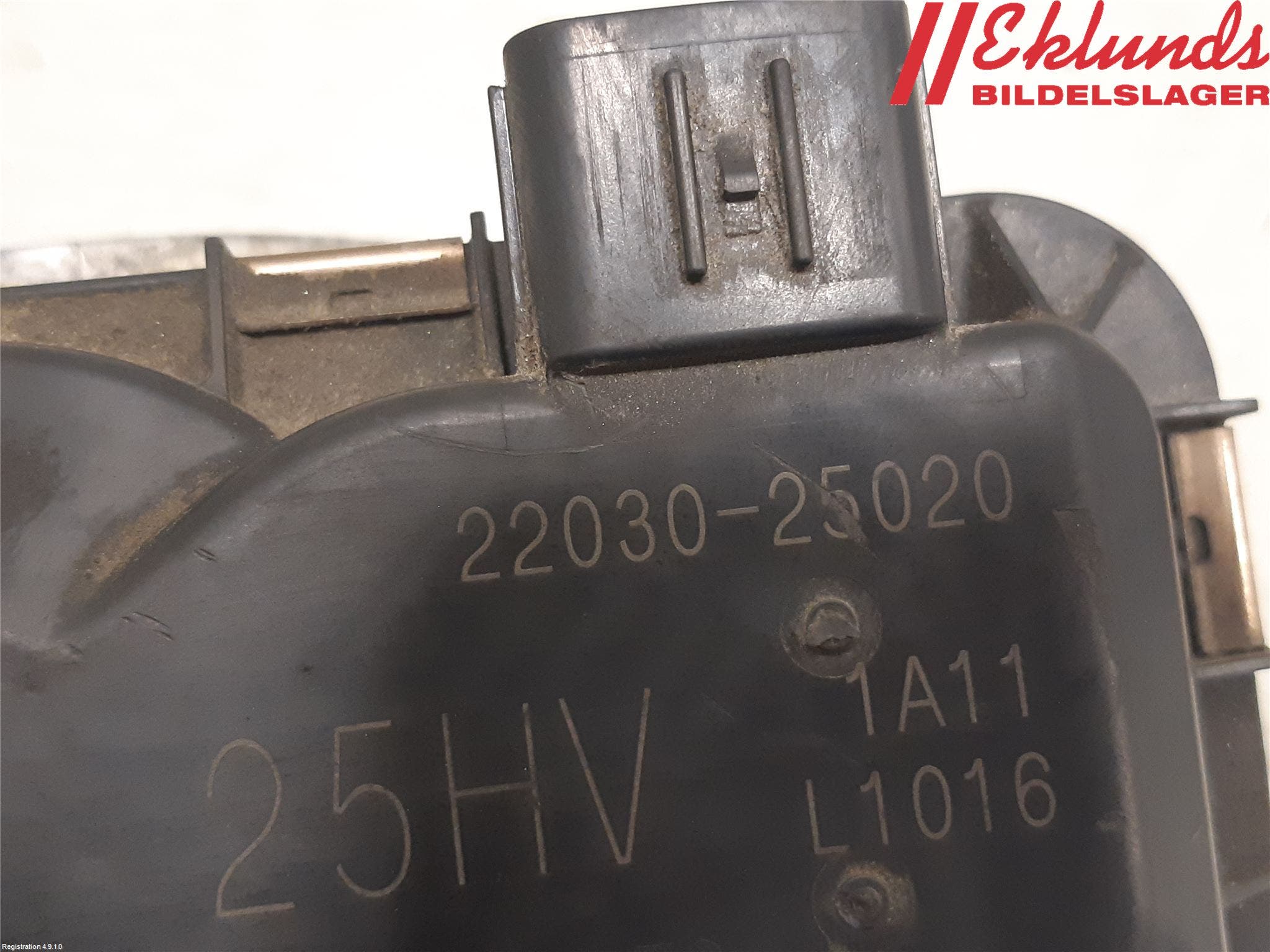 Toyota RAV4 19- Injspjällhus