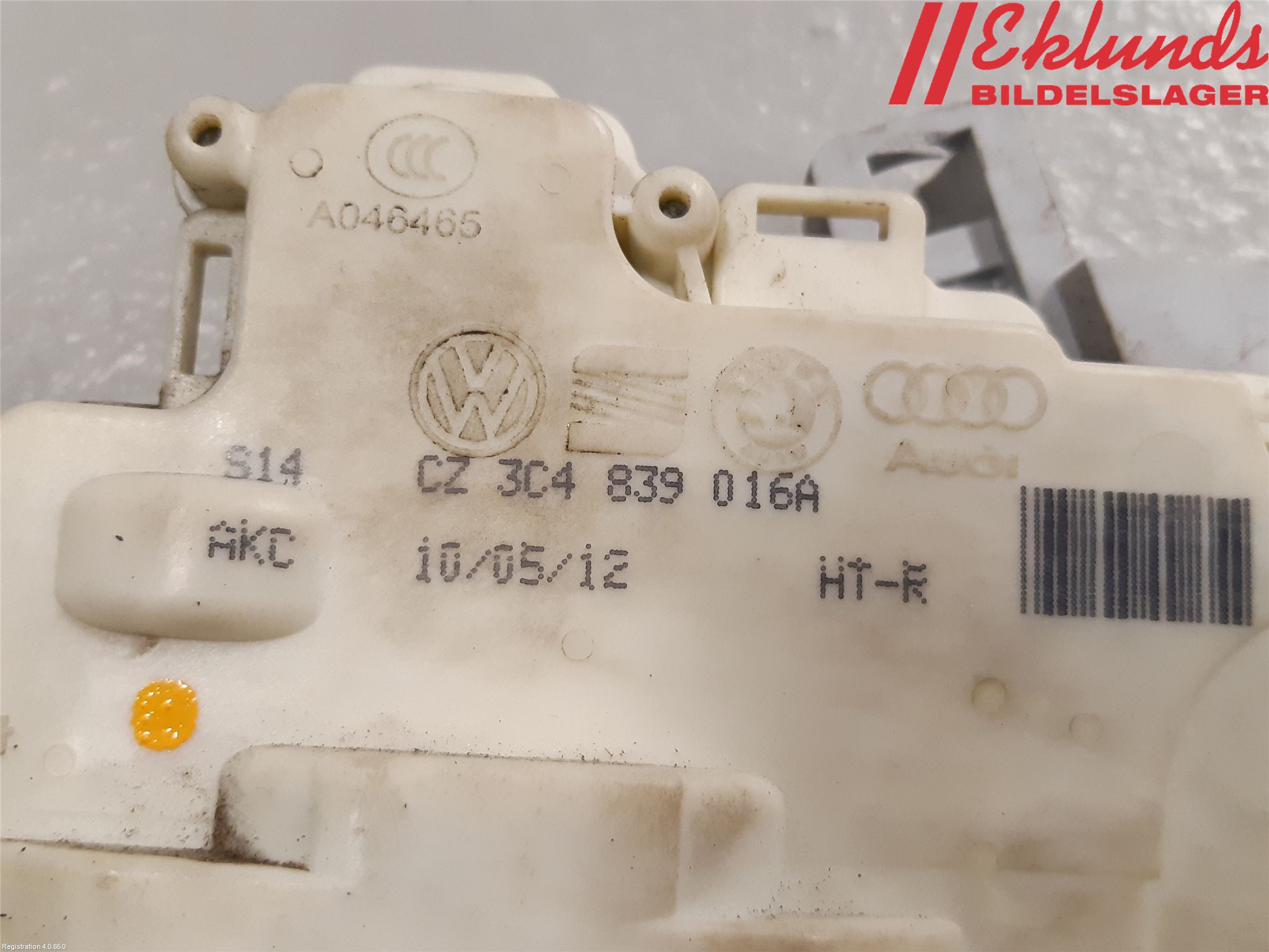 Volkswagen VW PASSAT 11-14 Låskista-Dörrlås