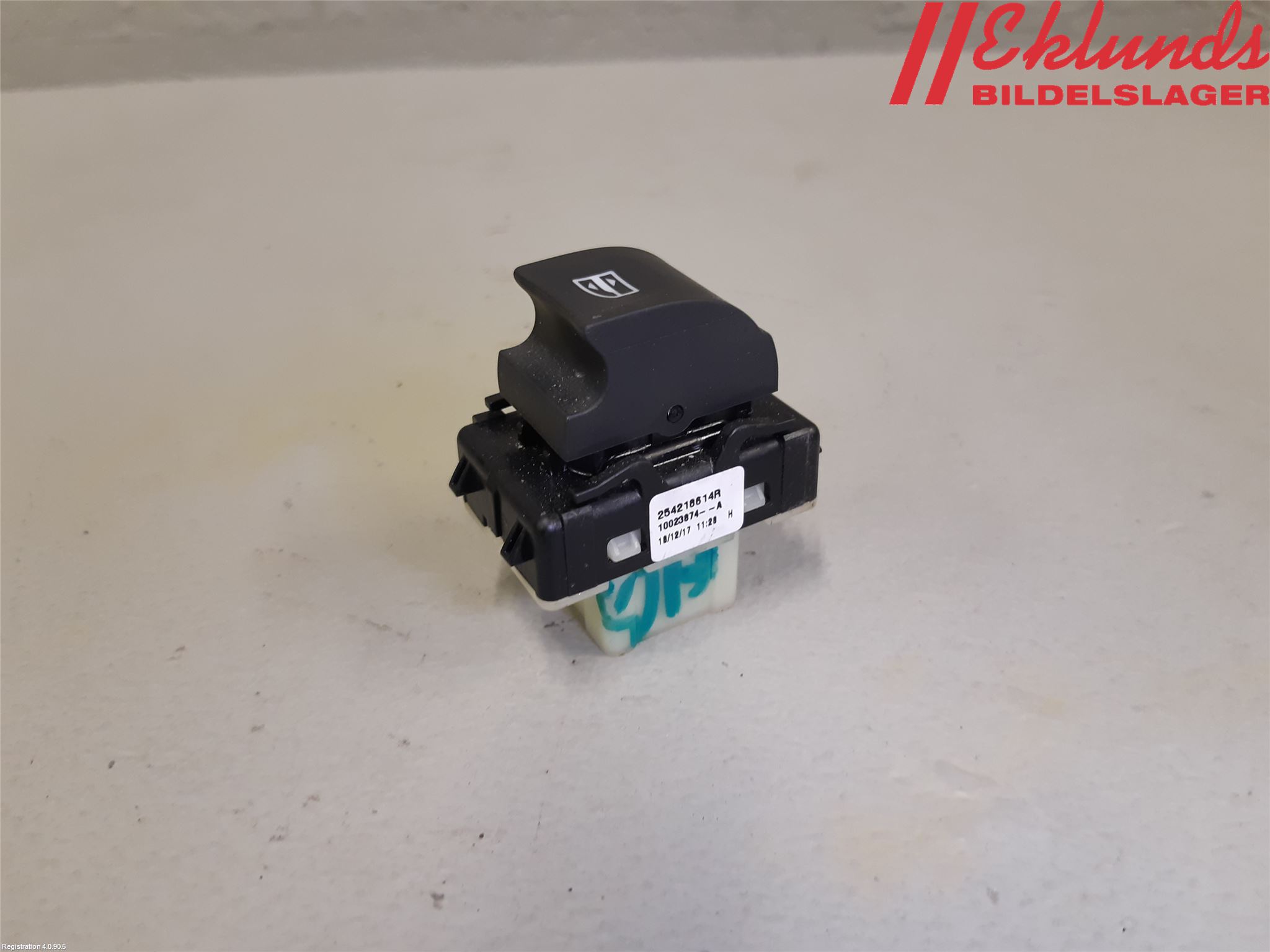 Renault CLIO IV 16-19 Strömställare Elhiss