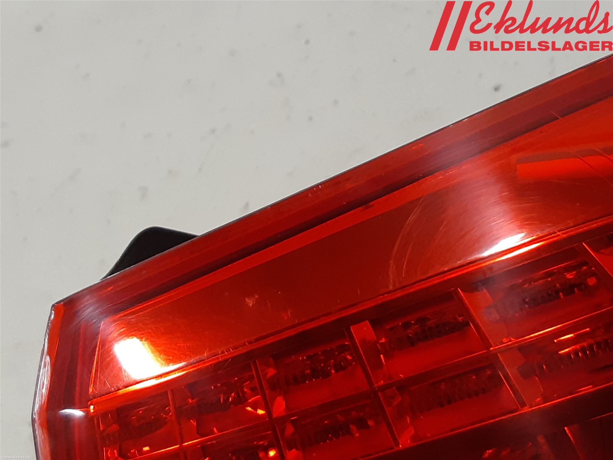 Volkswagen VW PASSAT 11-14 Bakljus Höger