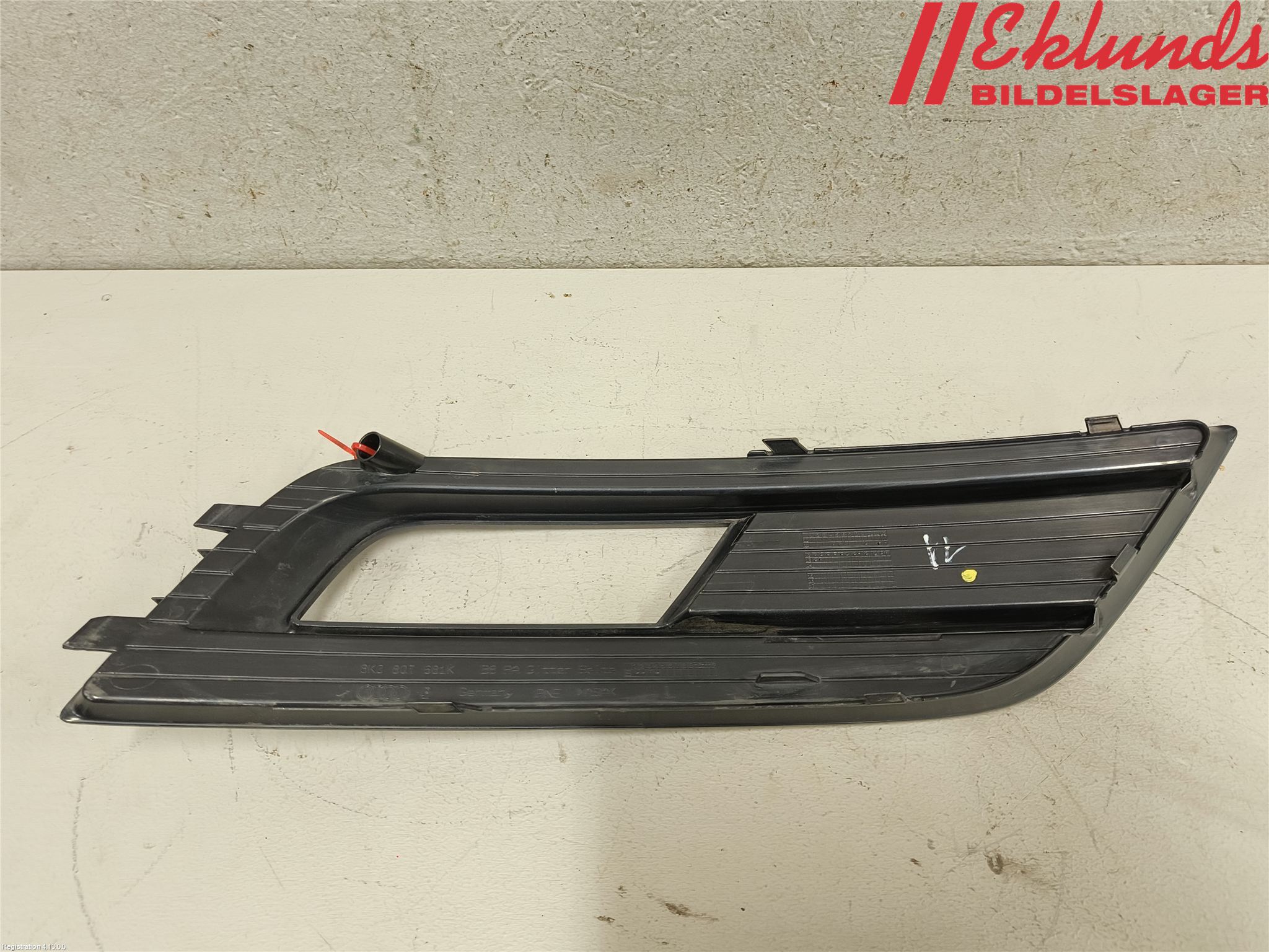 Audi A4 12-15 Dimljussarg Fram