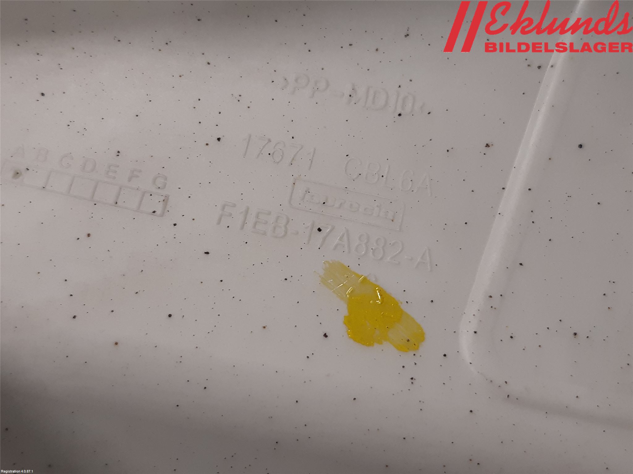 Ford FOCUS 15-18 Stötfångarfäste Bak Vä